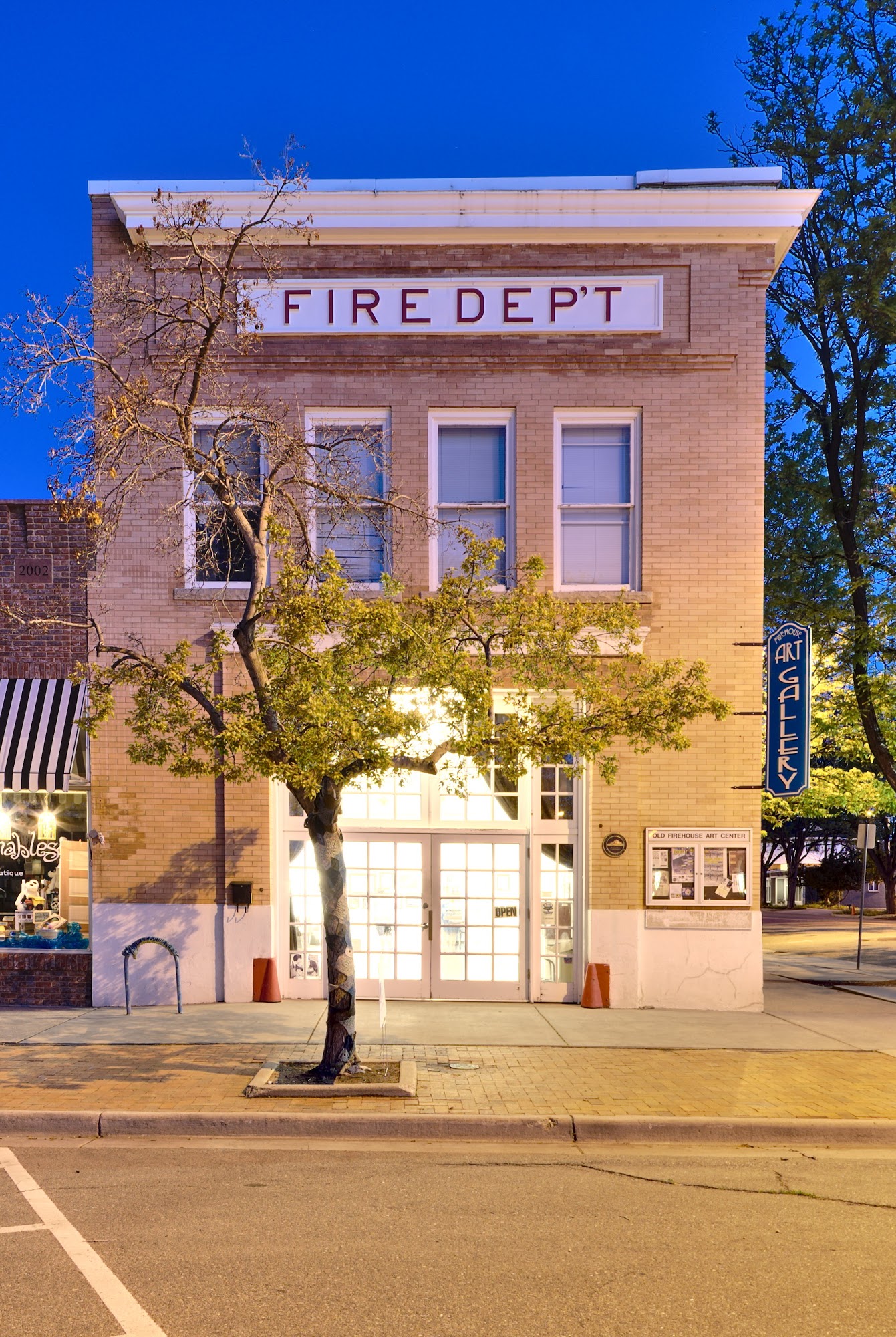 Firehouse Art Center