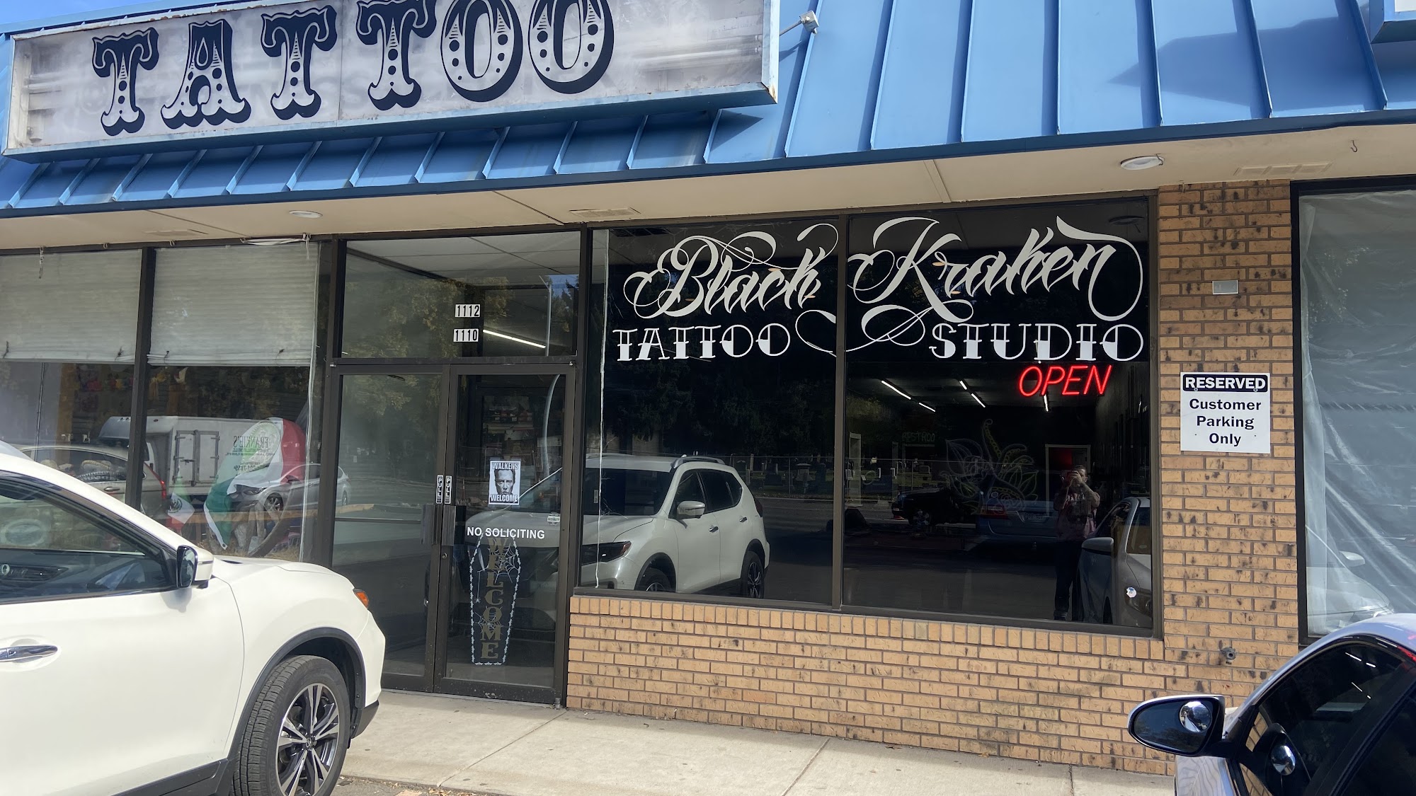 Black Kraken Tattoo Studio