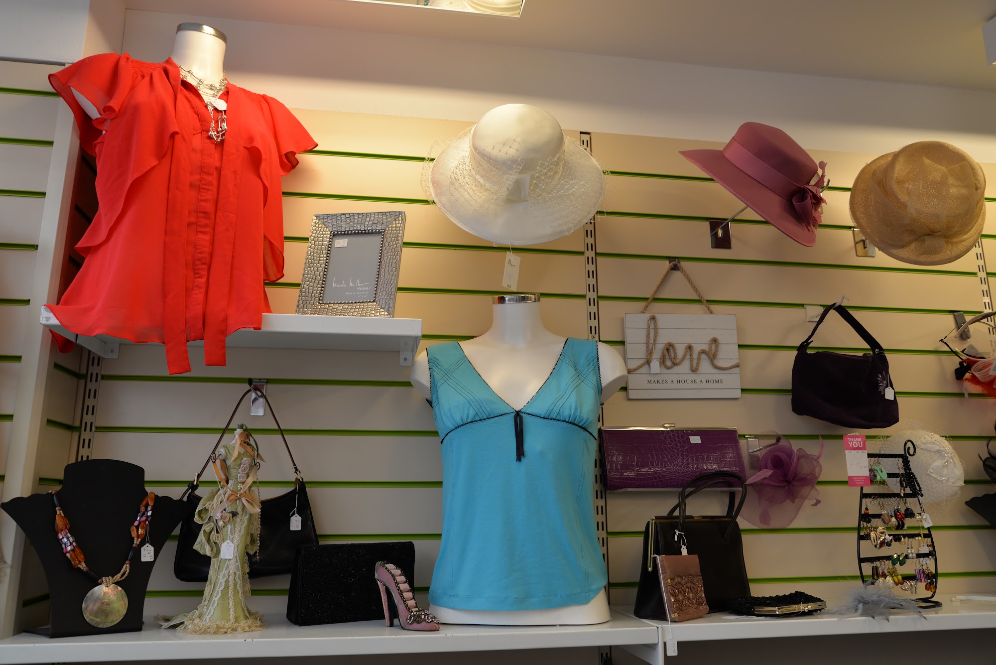 Cornwall Hospice Care Hayle Shop