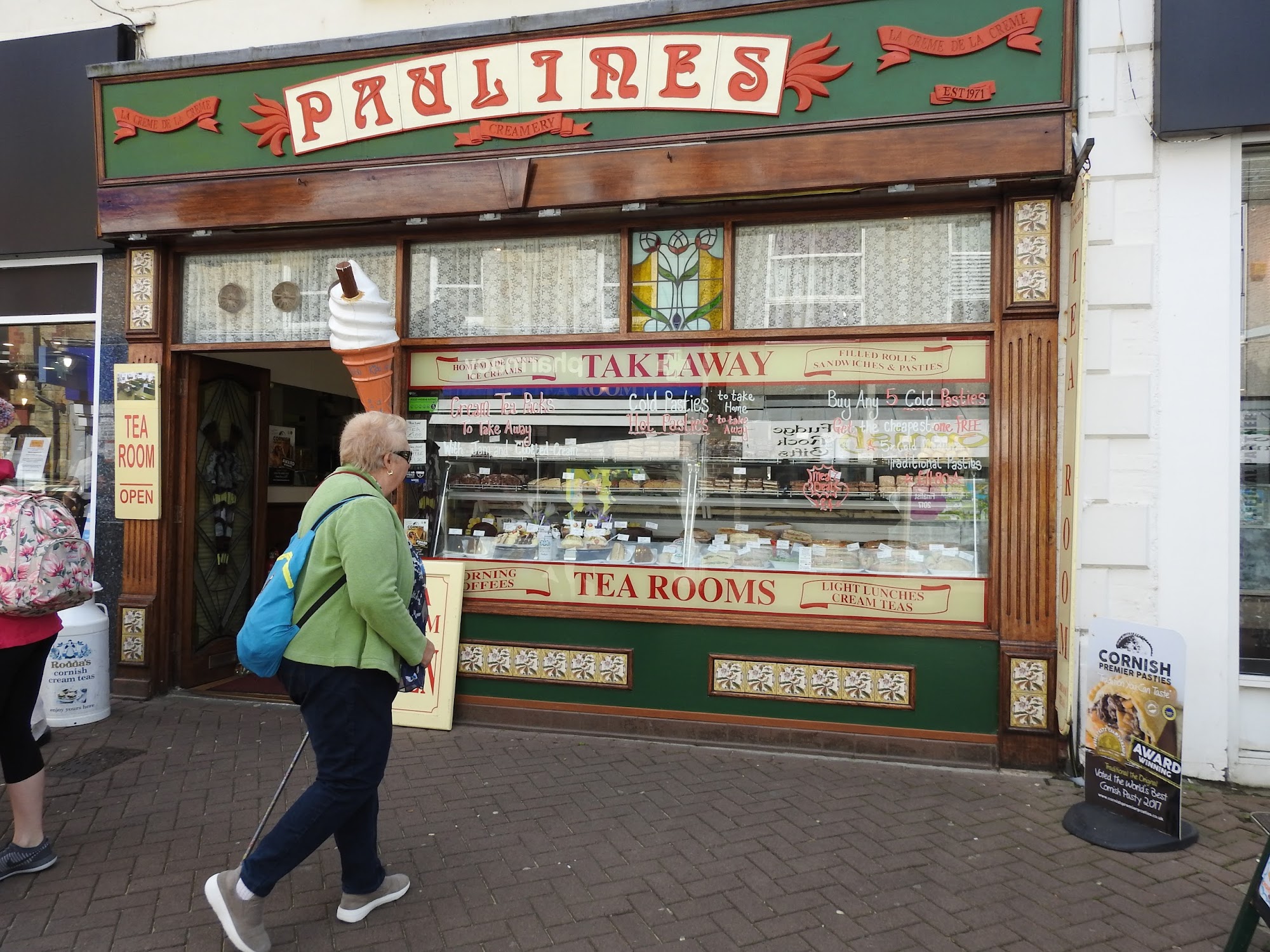 Paulines Creamery 20 Bank St, Newquay