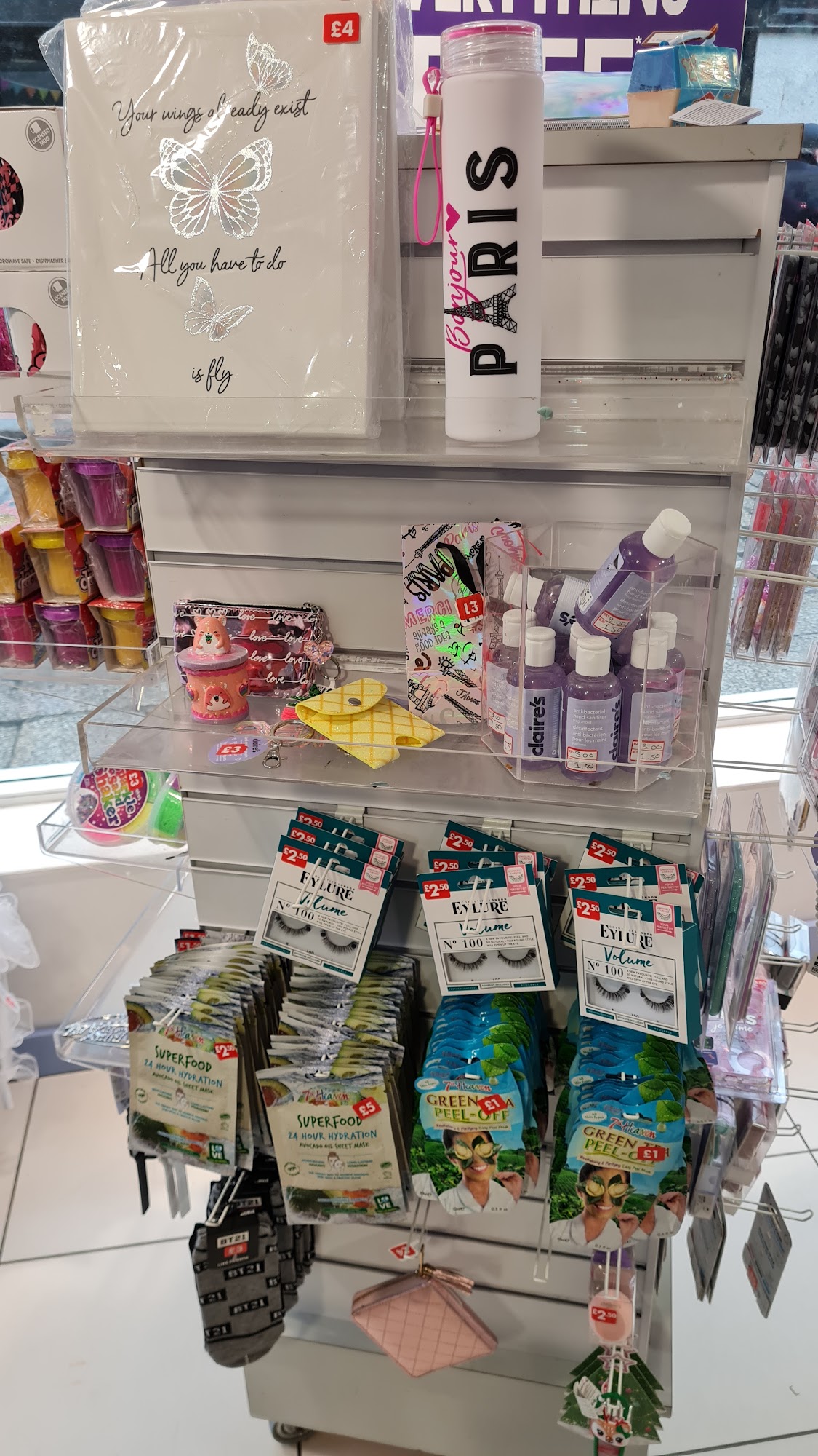 Claire's