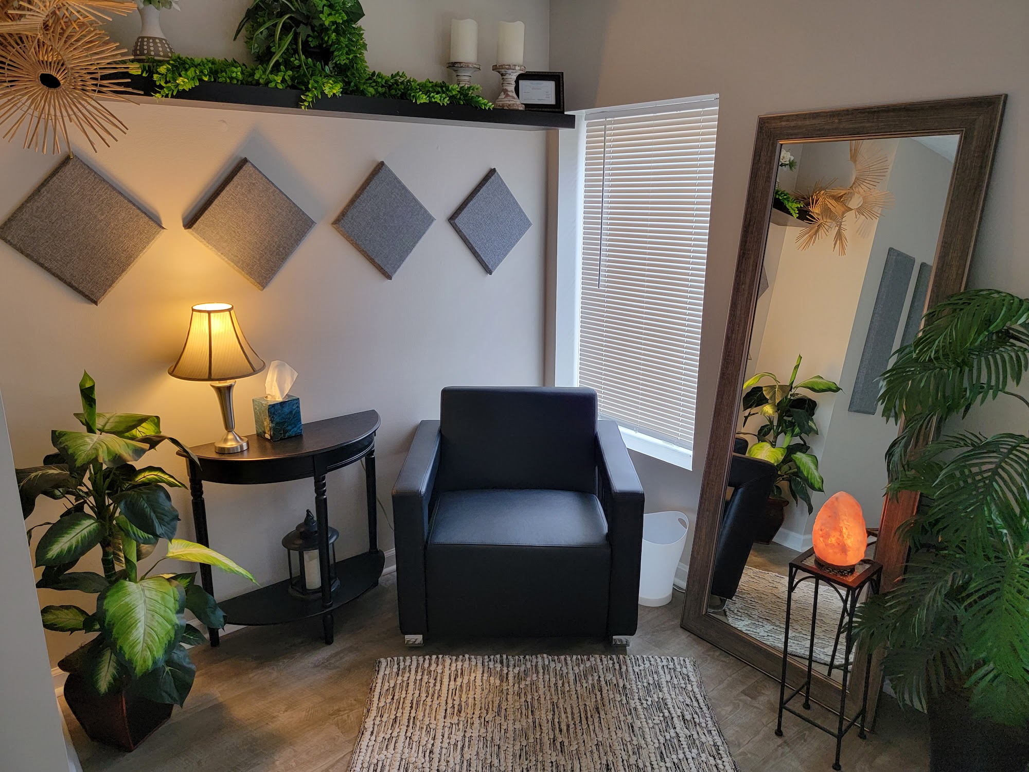 Hands On Therapeutic Massage LLC 42 Bridge St, East Windsor Connecticut 06088