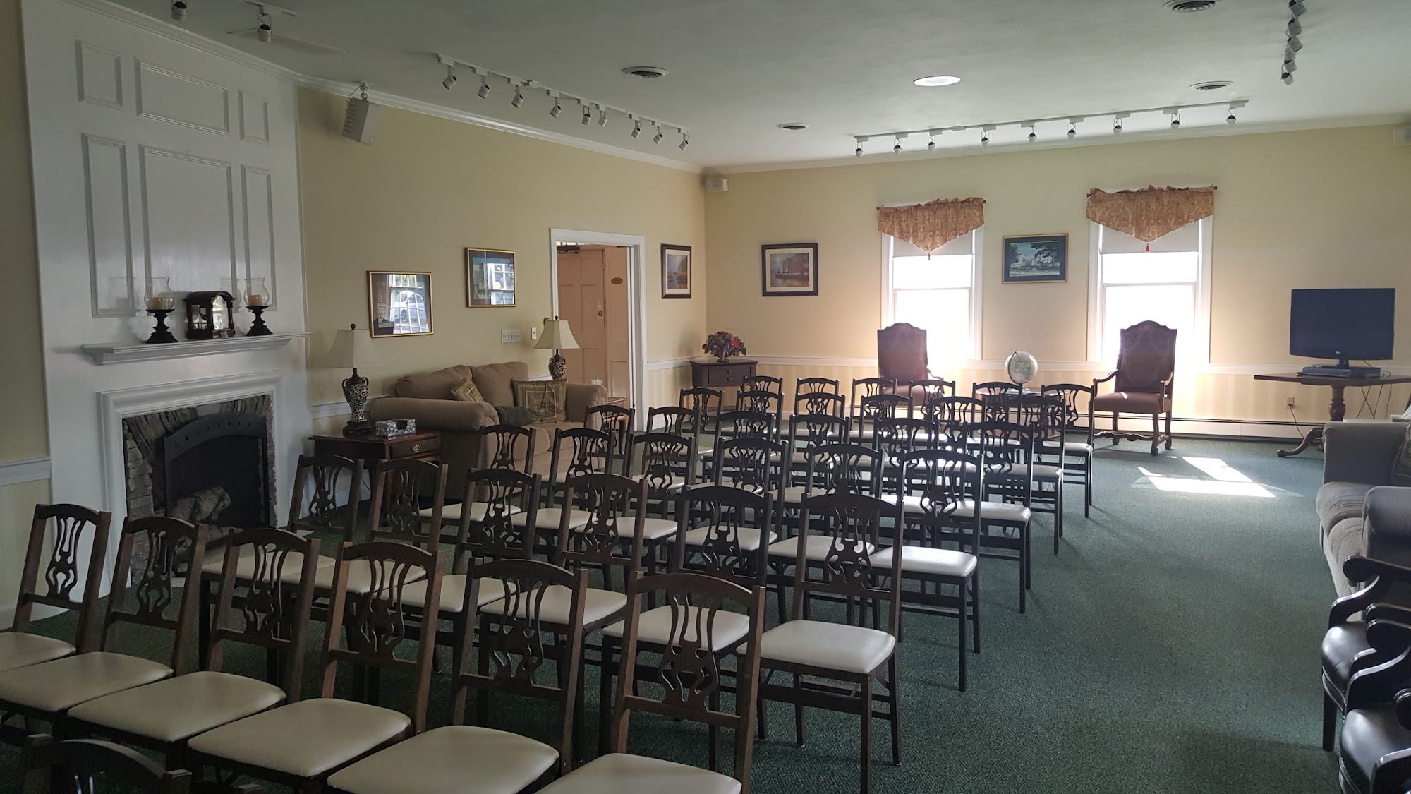 Mystic Funeral Home 51 Williams Ave, Mystic Connecticut 06355
