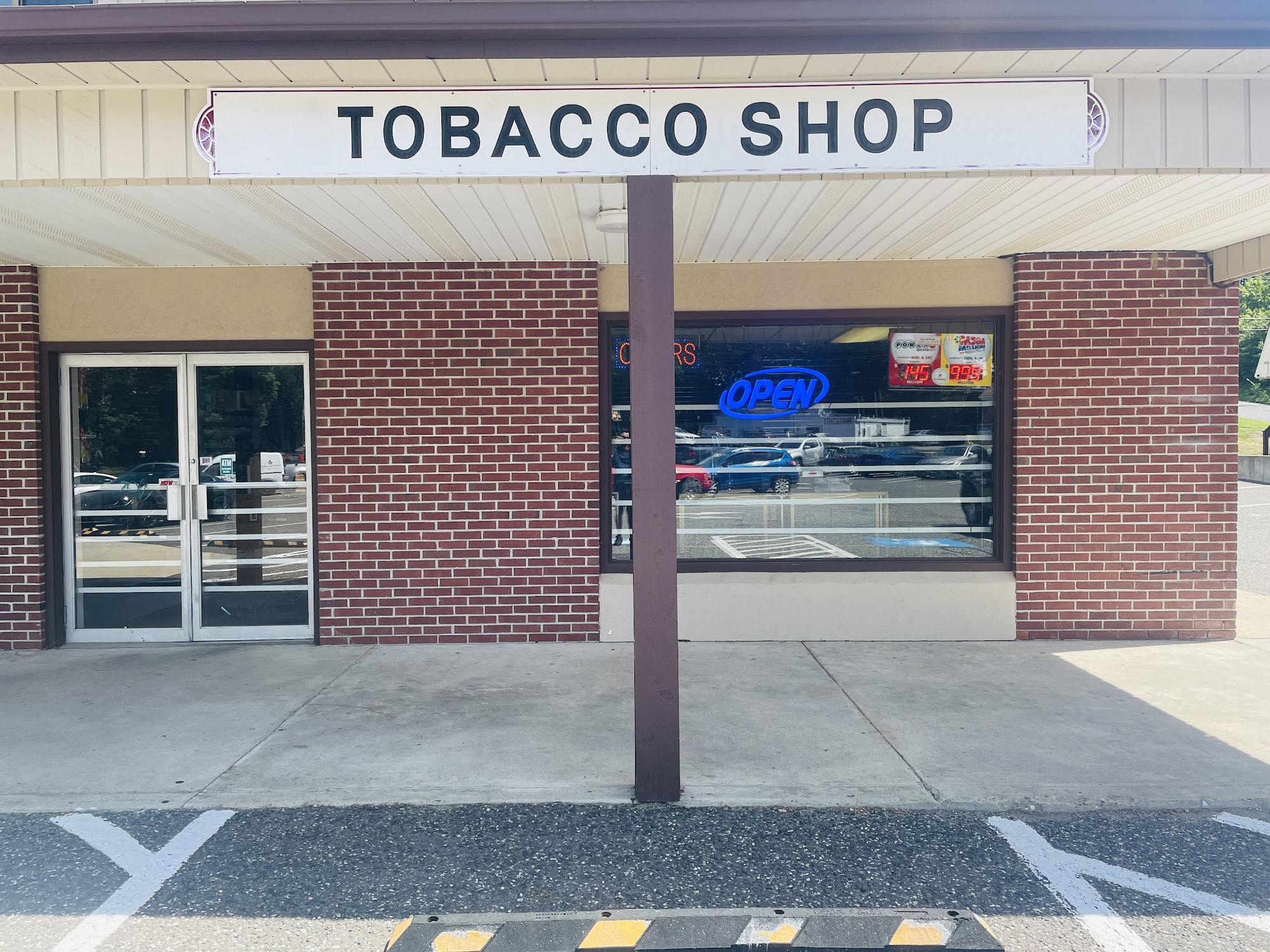 Seymour Smoke Shop