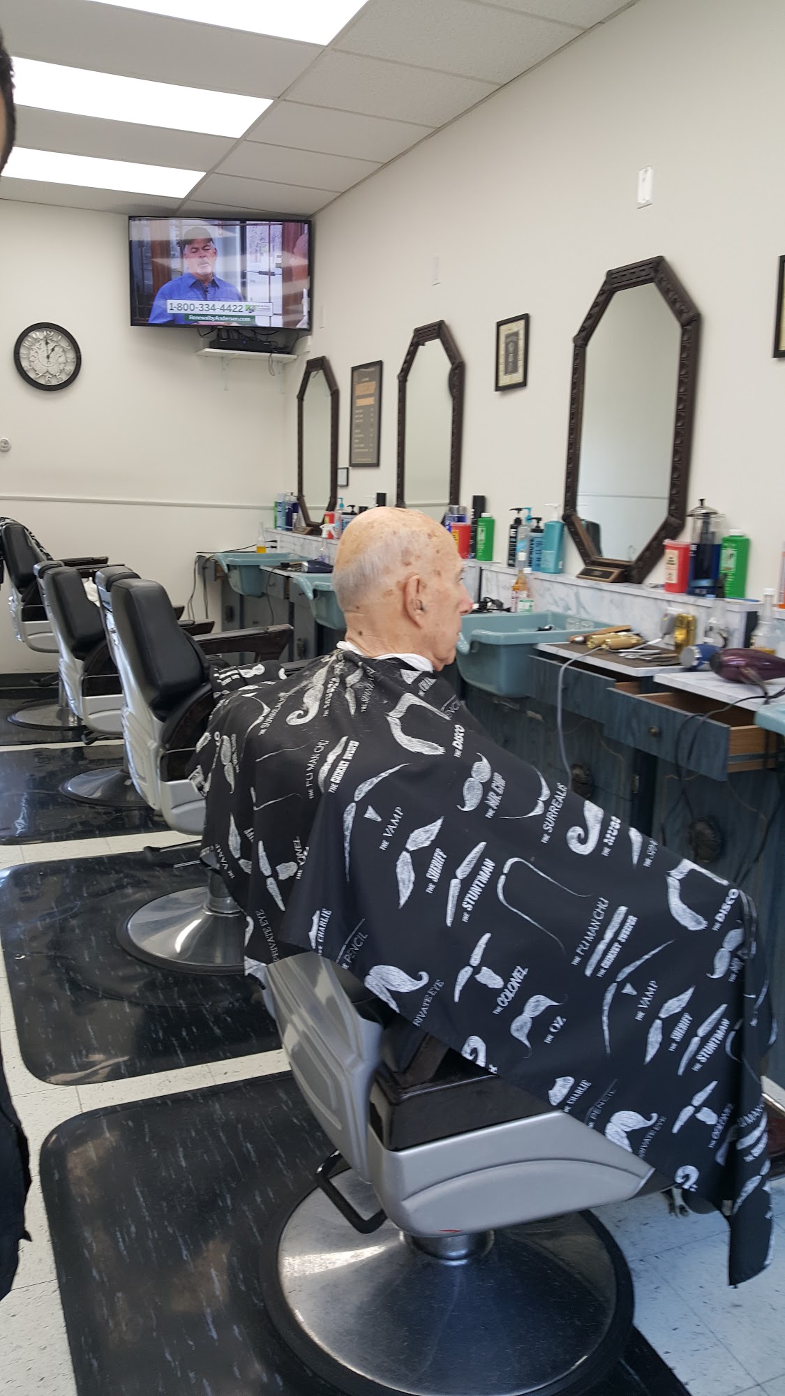 Hoyt-Bedford Barber Shop