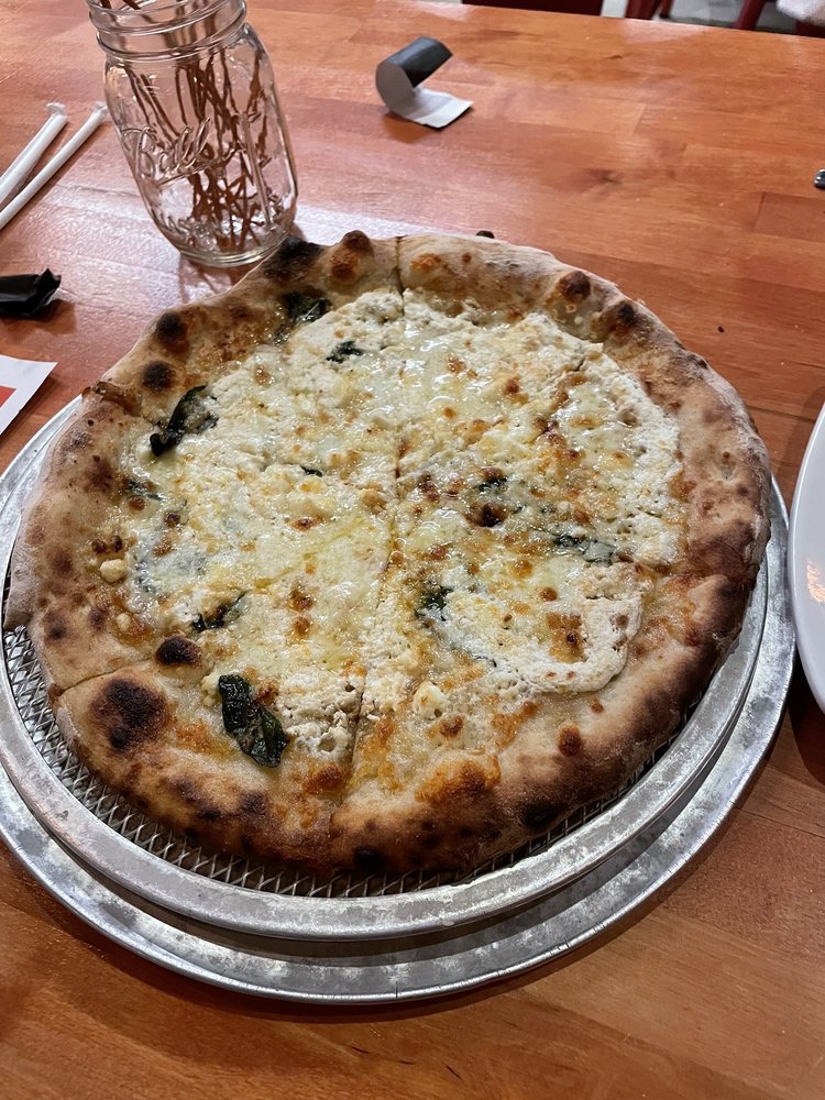 SQUARE PEG PIZZERIA STORRS