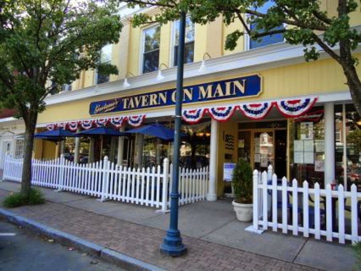 Gaetano's Tavern on Main