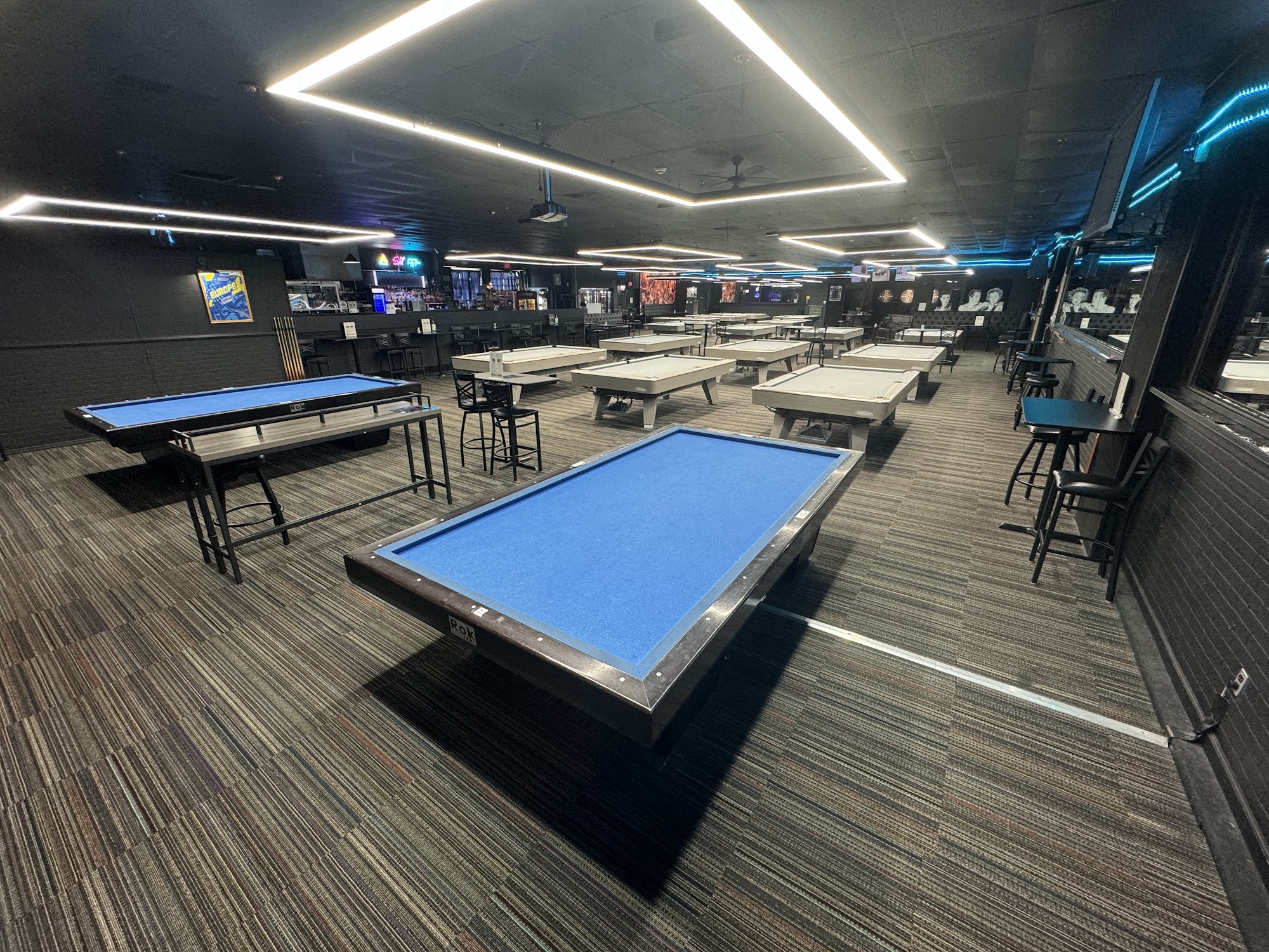 US 1 Billiards & Bar