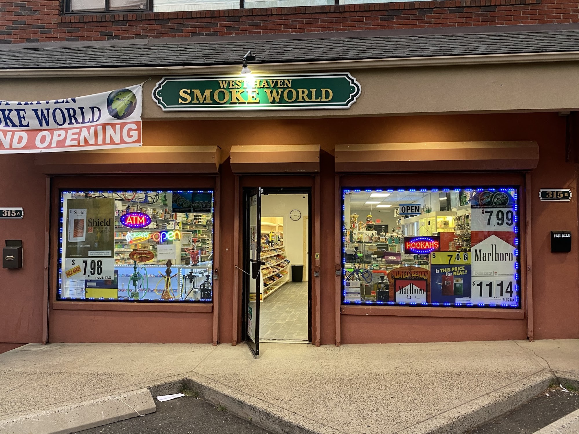 West haven smoke world