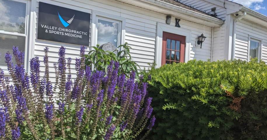 Valley Chiropractic & Sports Medicine: Brett Inlow, DC 244 Farms Village Rd Suite L, West Simsbury Connecticut 06092