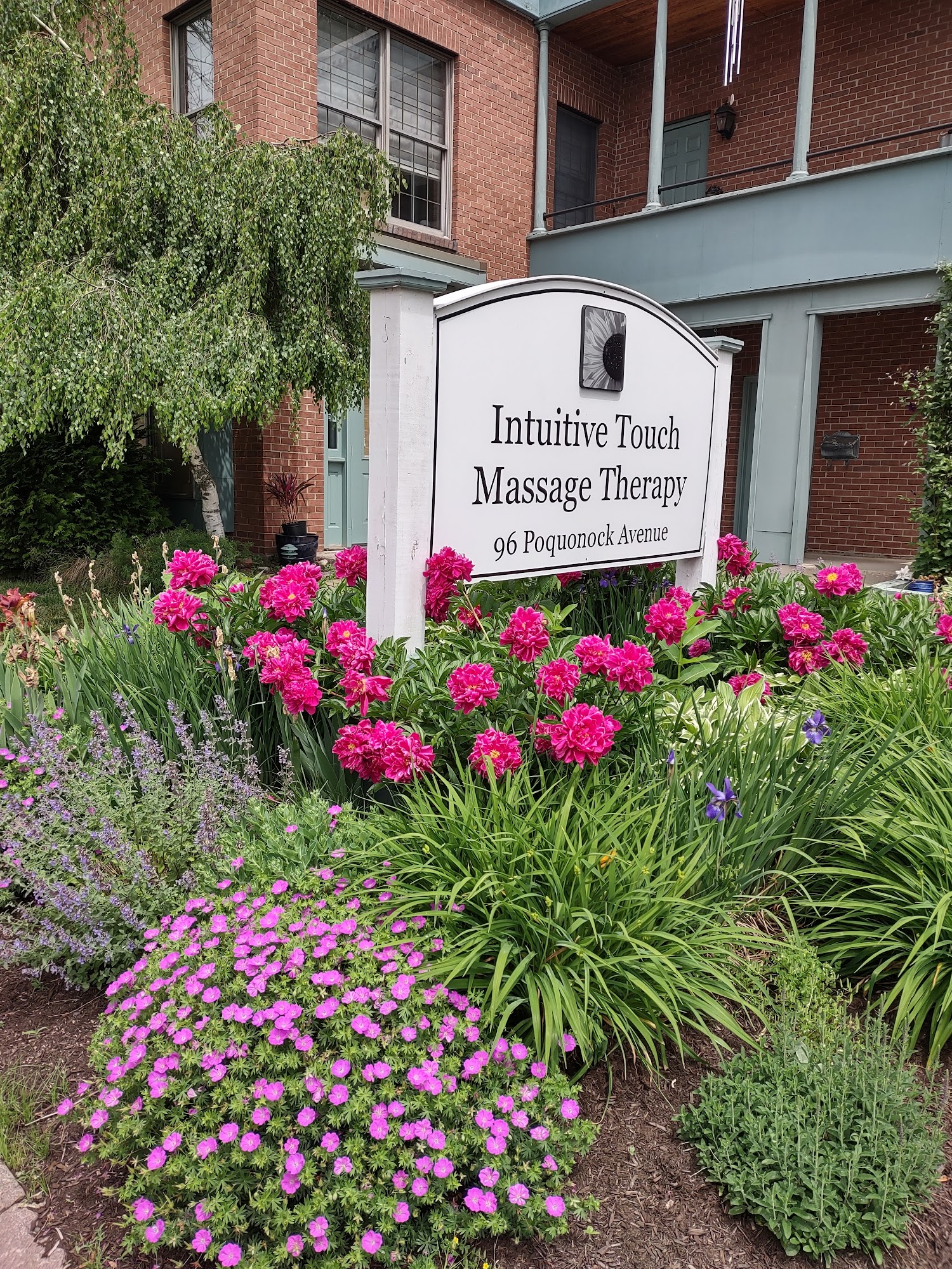 Intuitive Touch Massage Therapy of Windsor LLC
