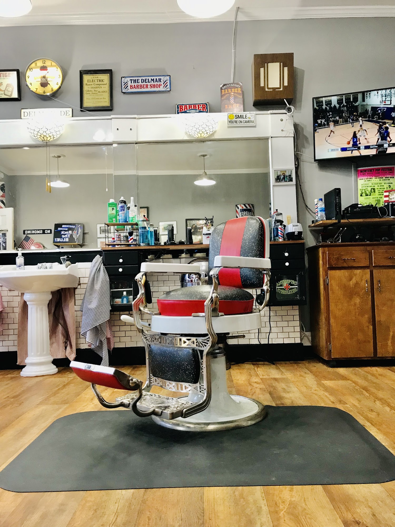 The Delmar Barber Shop 14 N Pennsylvania Ave, Delmar Delaware 19940