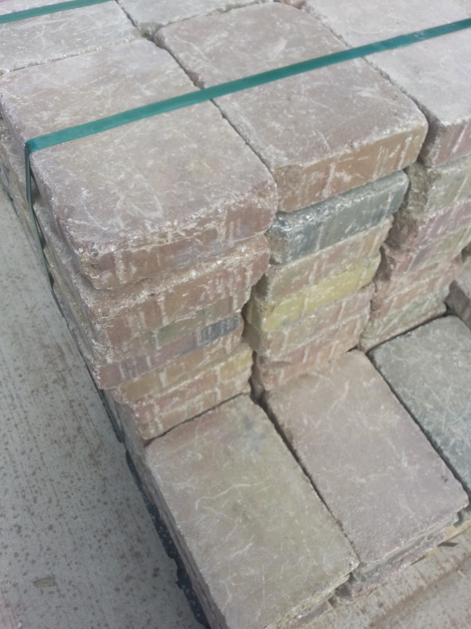 Huws Gray Derby | Darley
