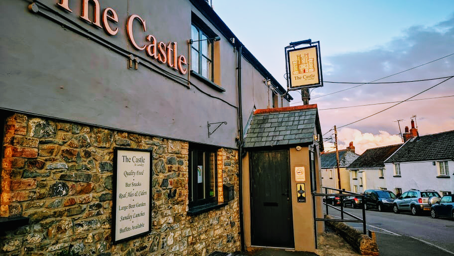 The castle Inn Blakes Hill Rd, Landkey, Barnstaple