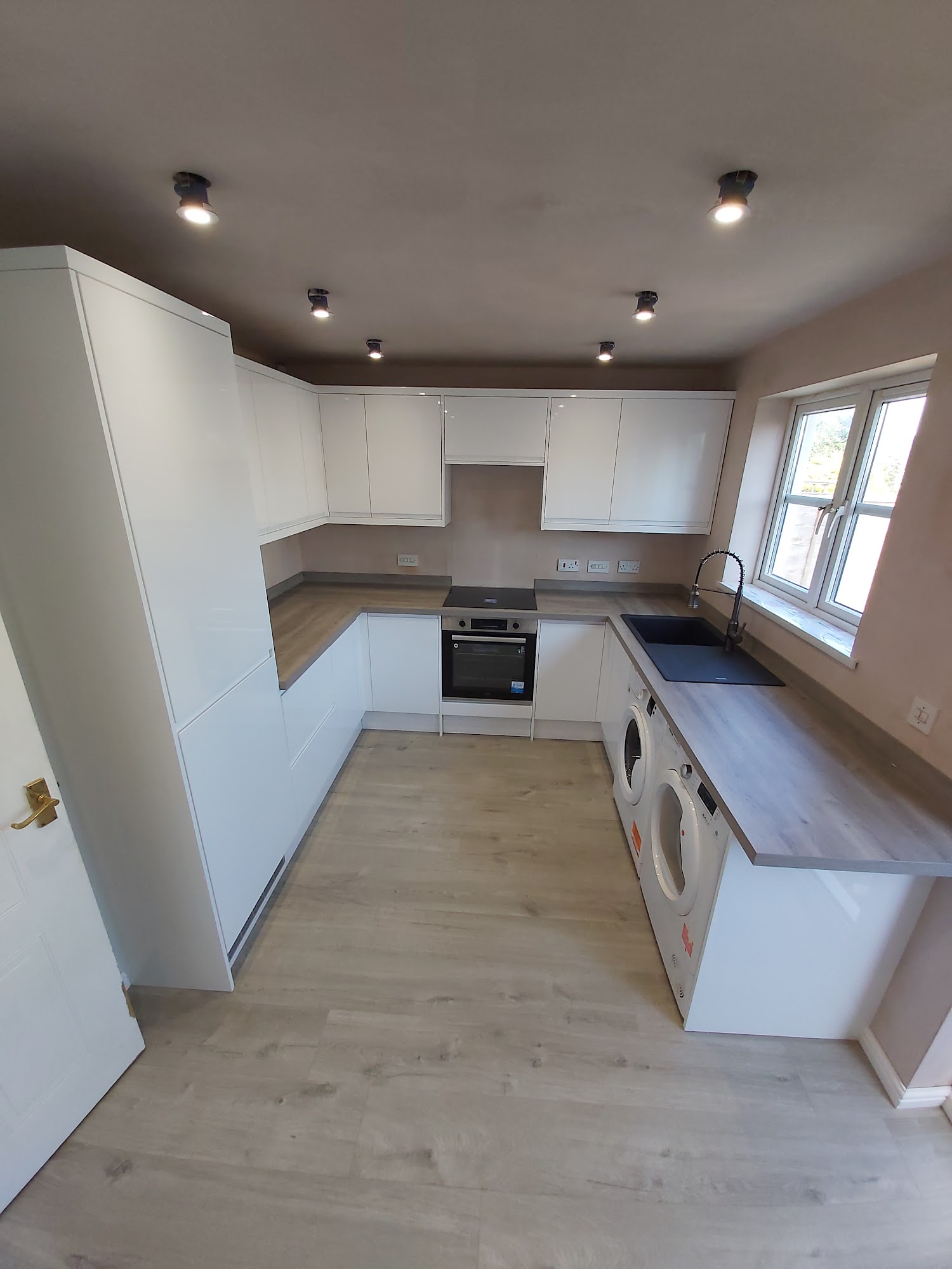 Simon Hawkins Home Improvements