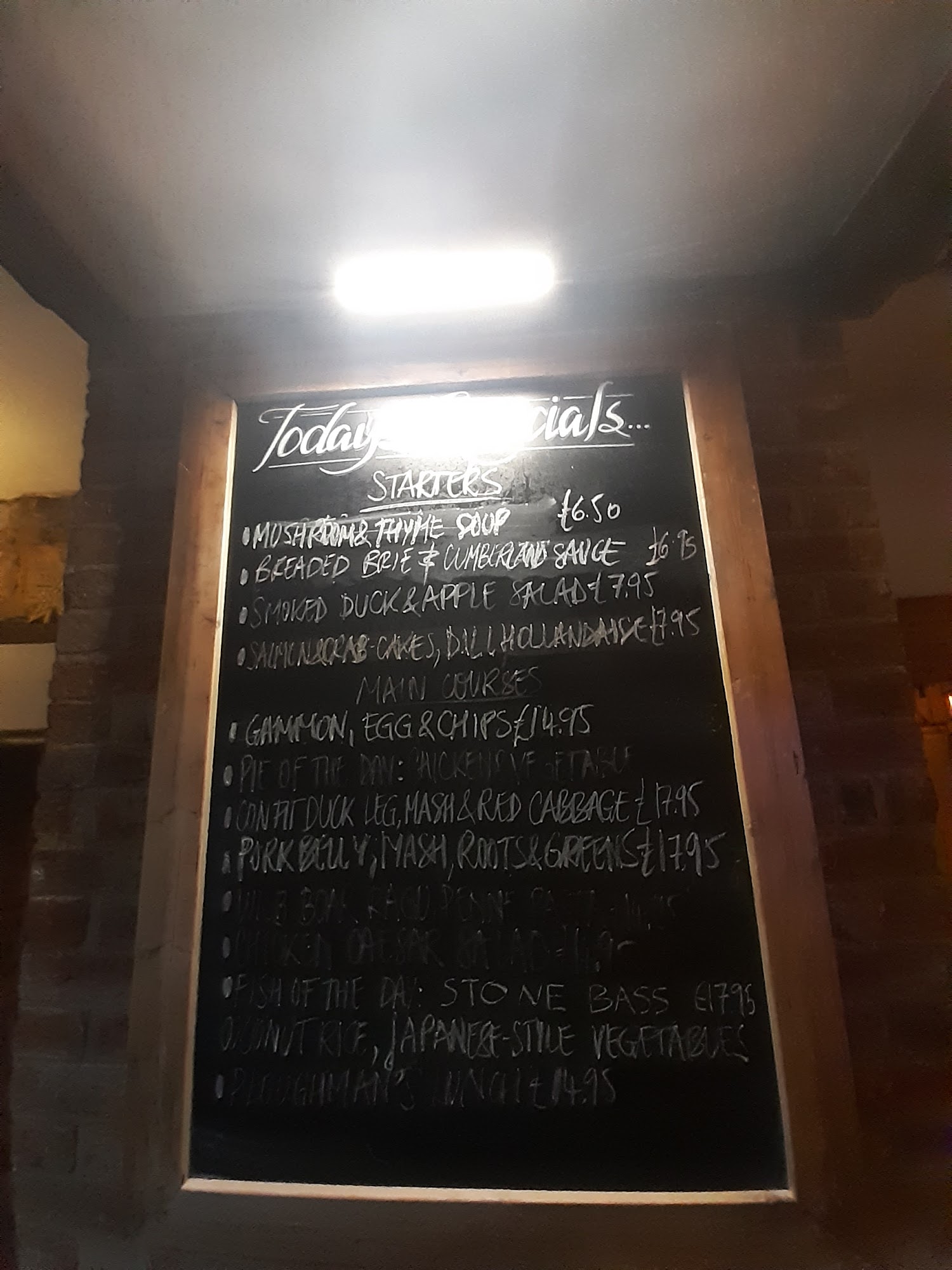 Greyhound Inn