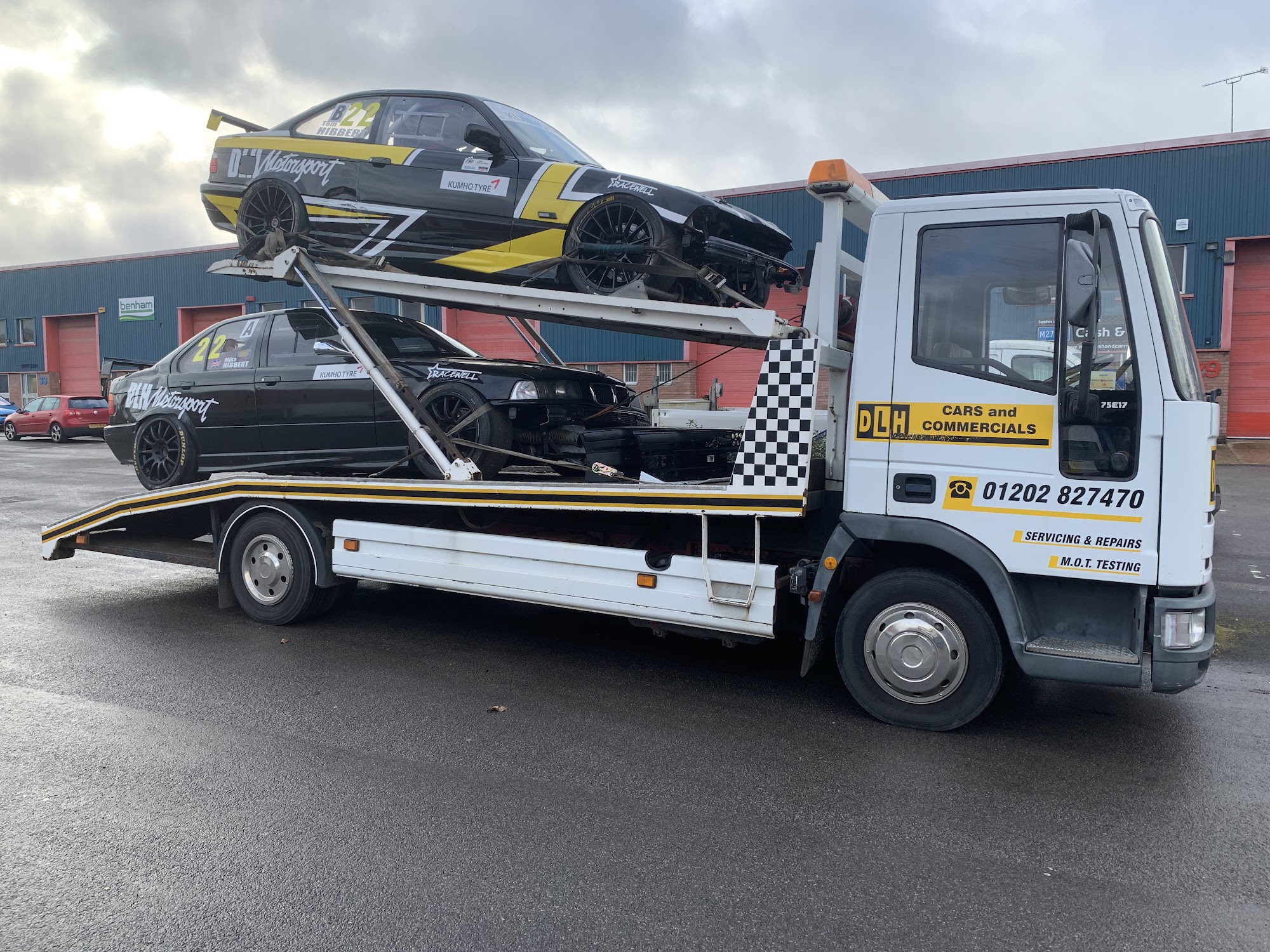 D L H Cars & Commercials Wimborne