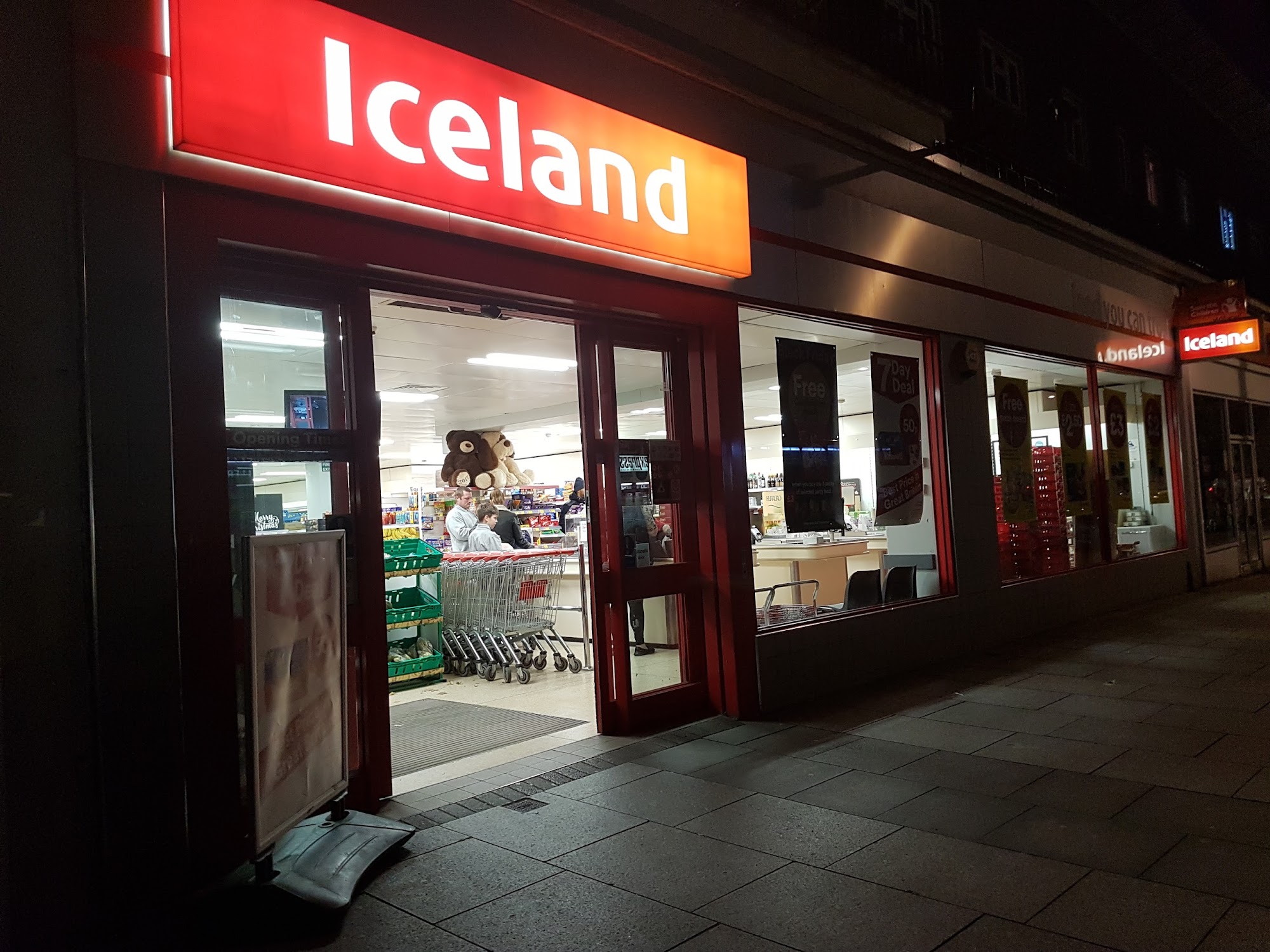 Iceland Supermarket Debden Loughton