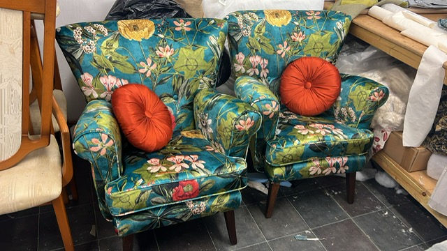Simon Houlding Upholstery Curtains Blinds and Shutters