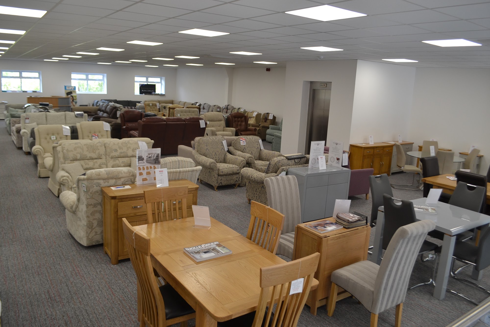 B & R Carpets & Furniture Saffron Walden