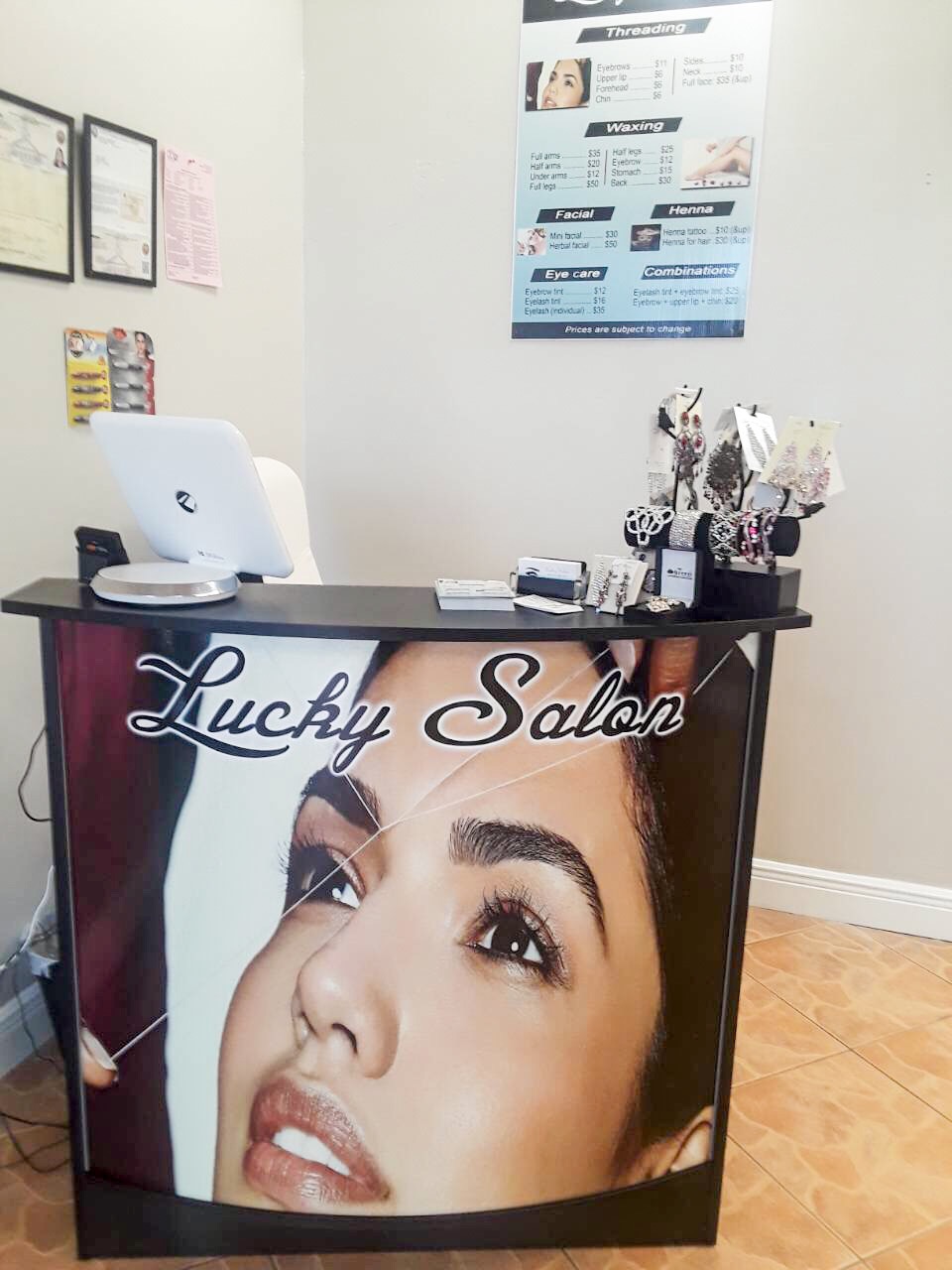 Lucky Salon- Eyebrow Threading
