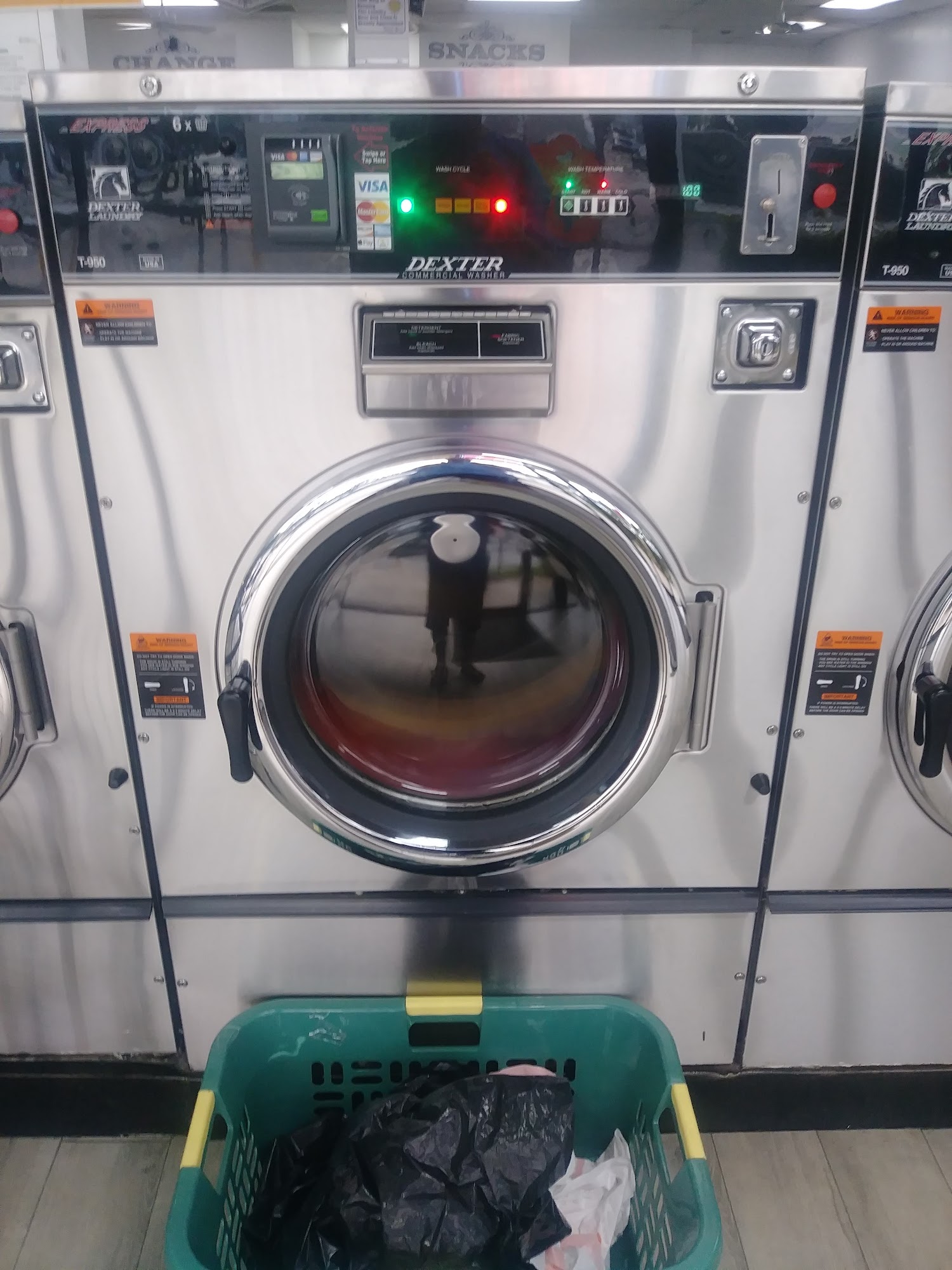Dania Beach Coin Laundry & Dry Cleaners
