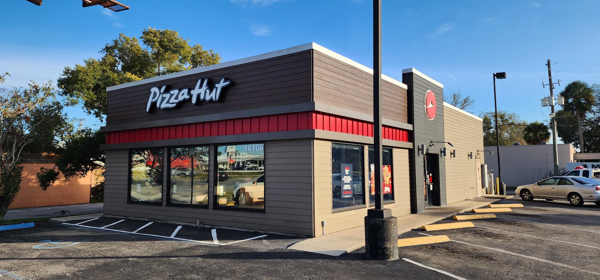 Pizza Hut