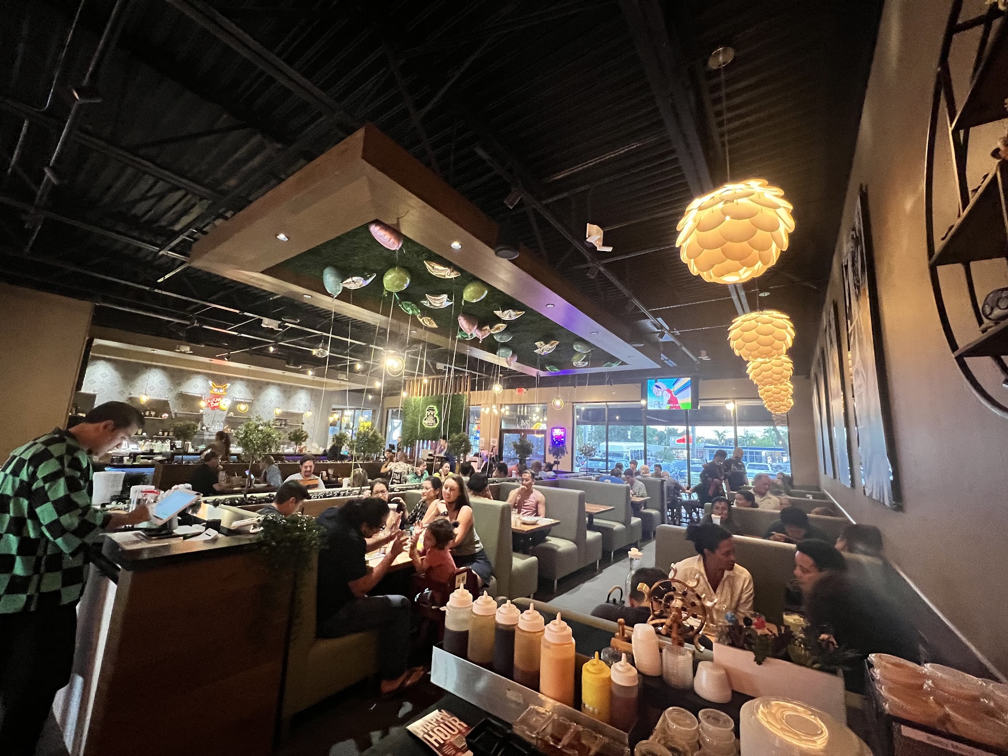 KUBO Asian fusion and bar