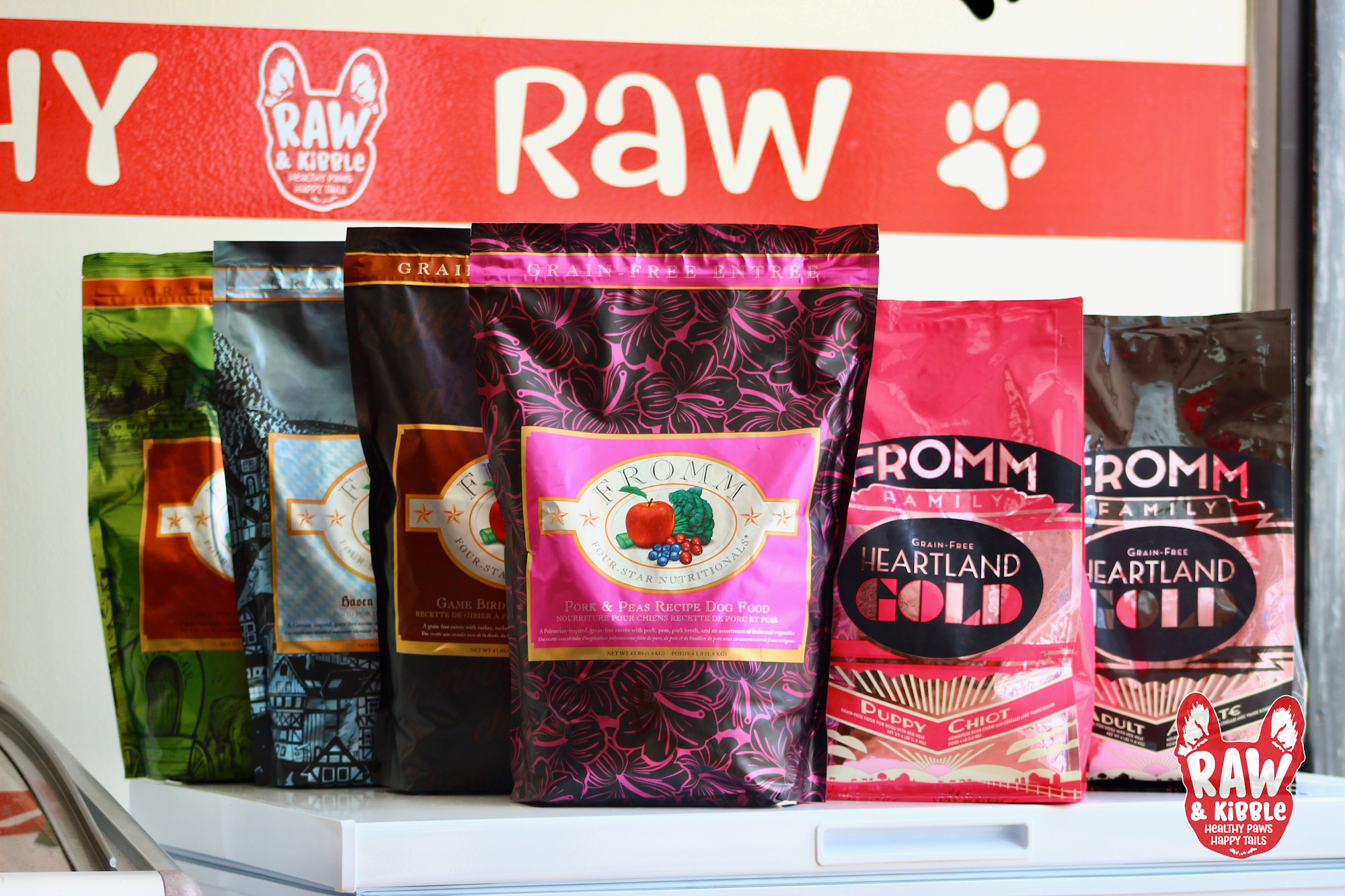 Raw and Kibble Hallandale Pet supply store