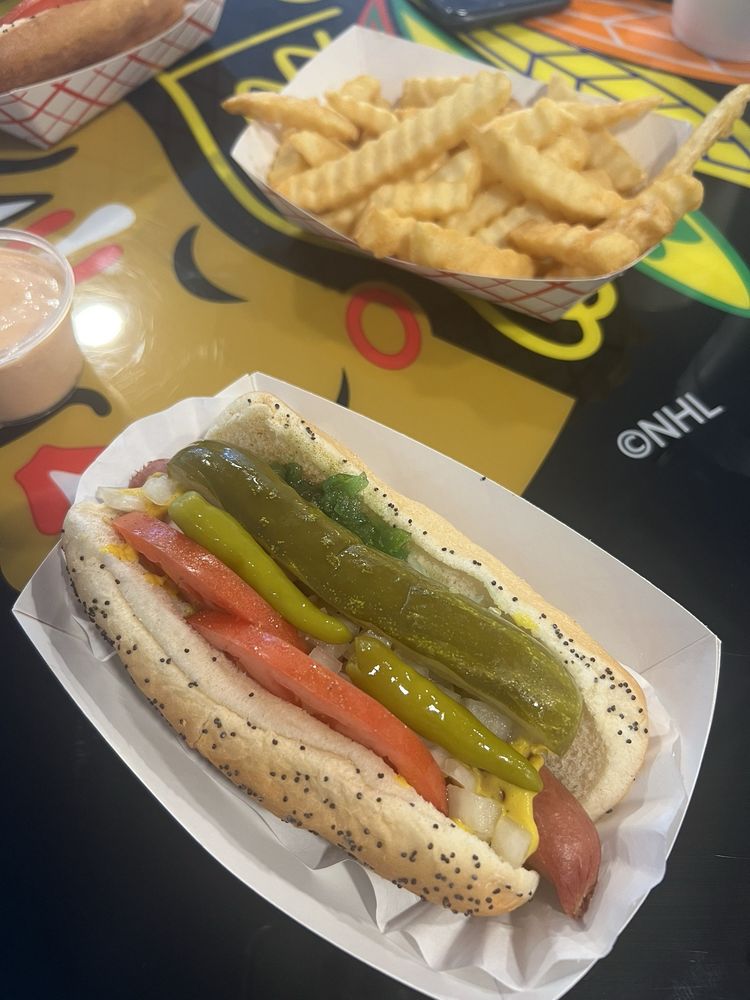 Double Deez Chicago Style Hotdogs