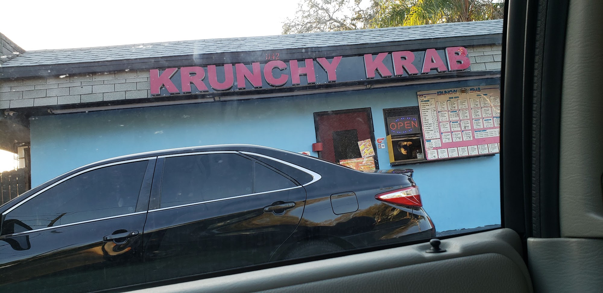 Krunchy krab seafood & wings restaurant