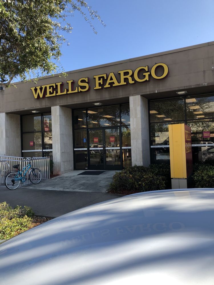 Wells Fargo Advisors