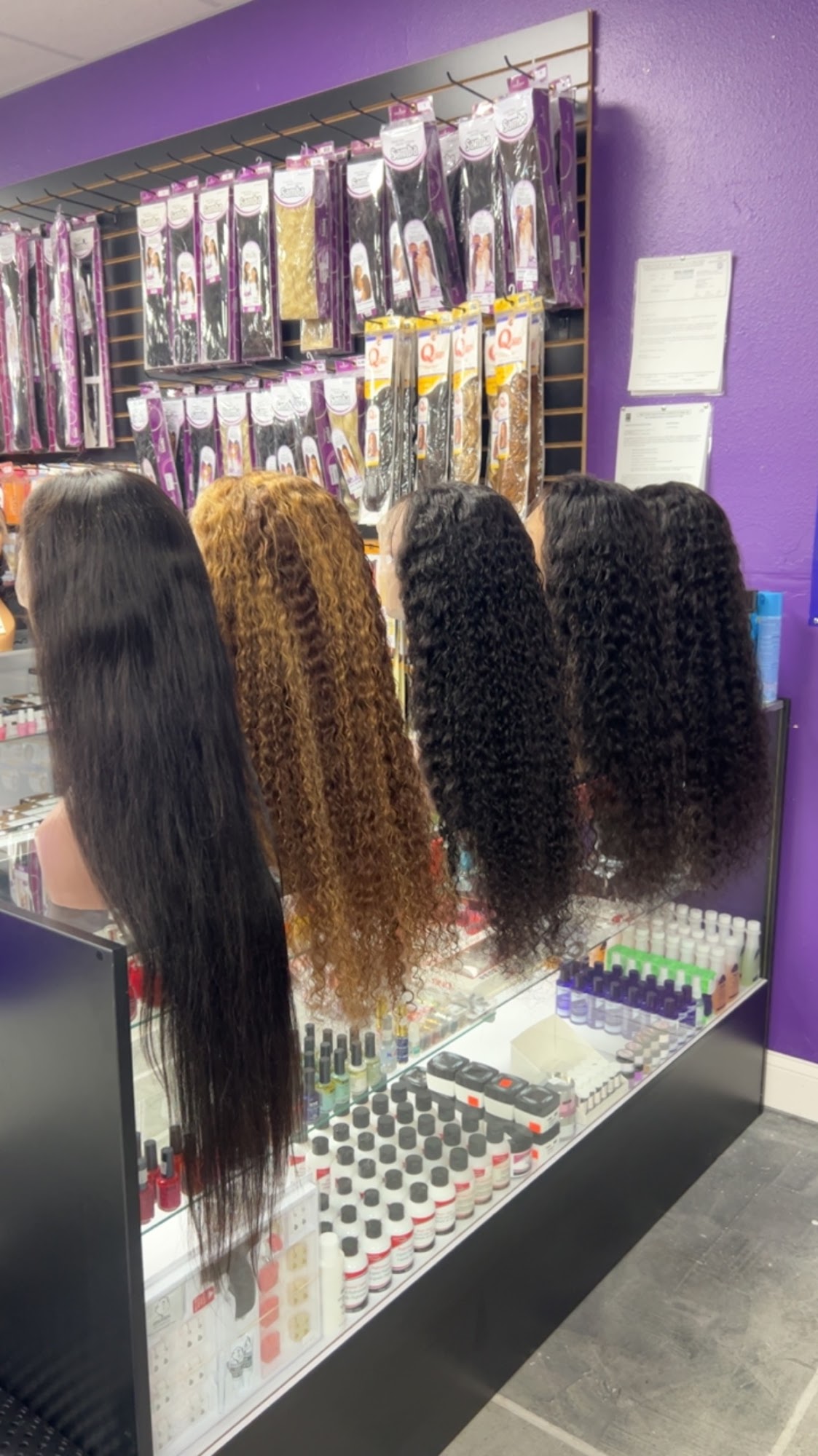 A WOMANZ WORLD BEAUTY SUPPLY