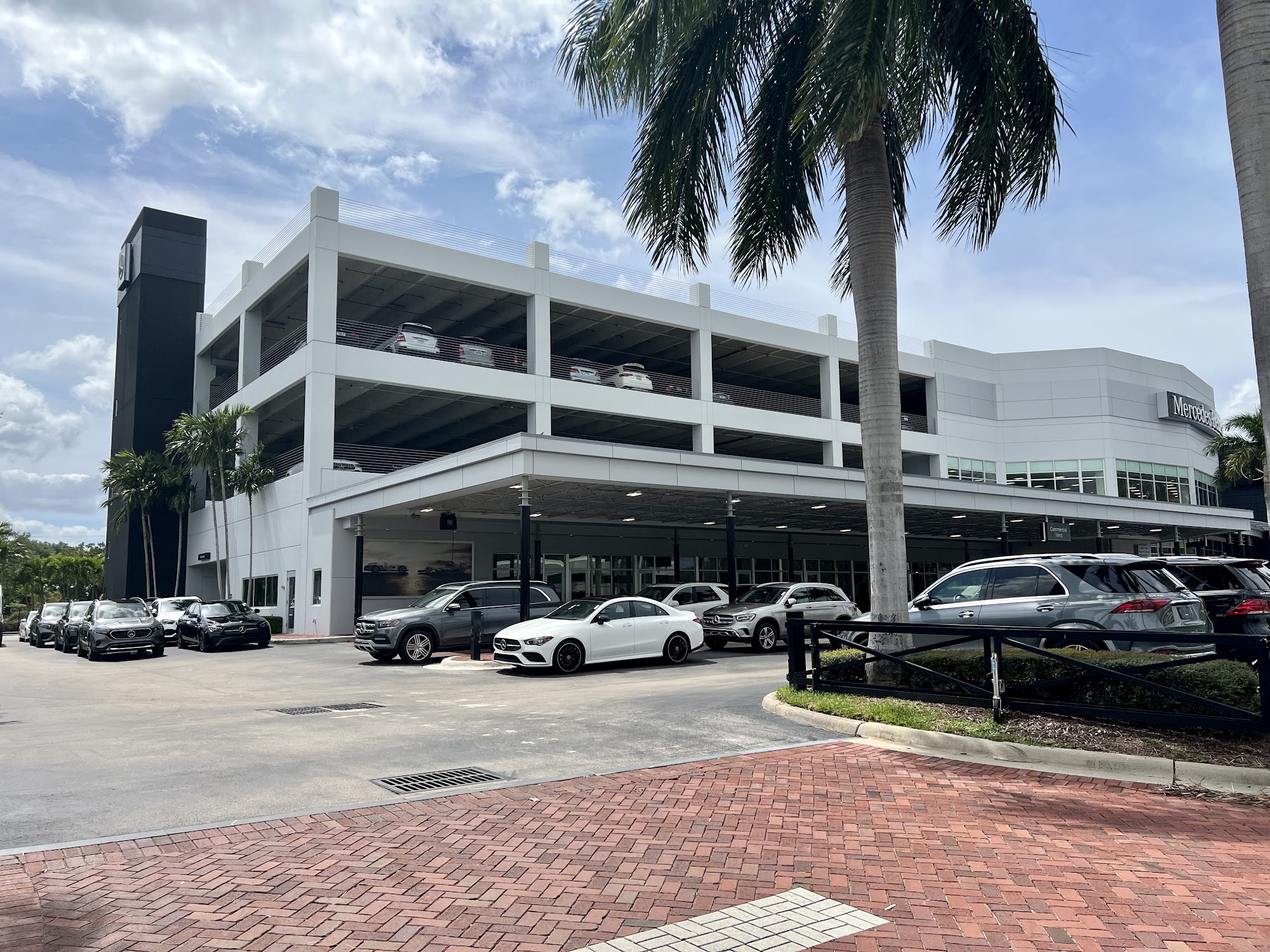 Mercedes Benz of North Palm Beach Service Center