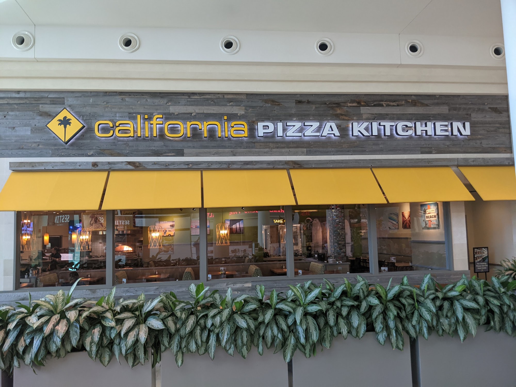 California Pizza Kitchen at Millenia Mall