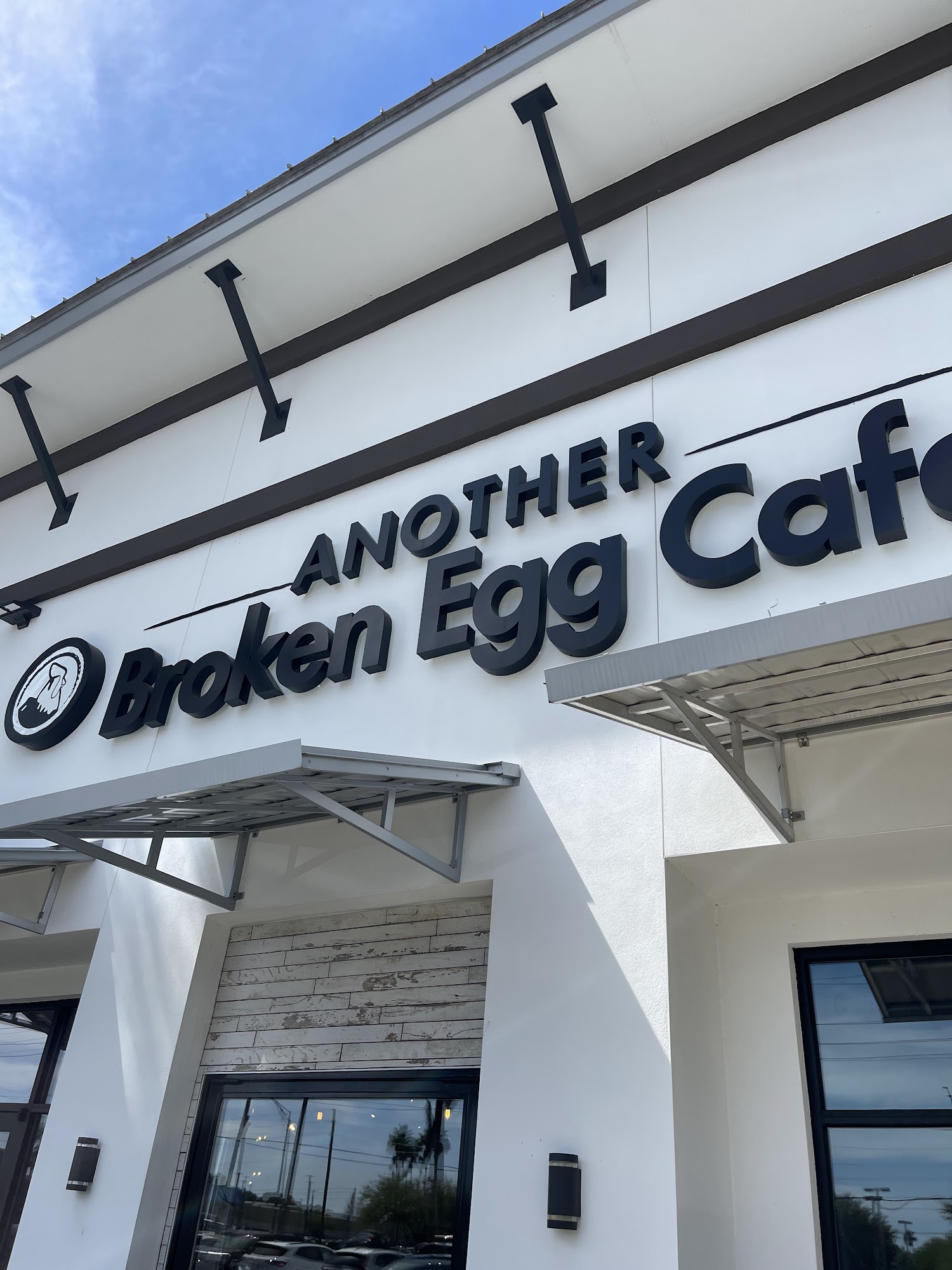 Another Broken Egg Cafe