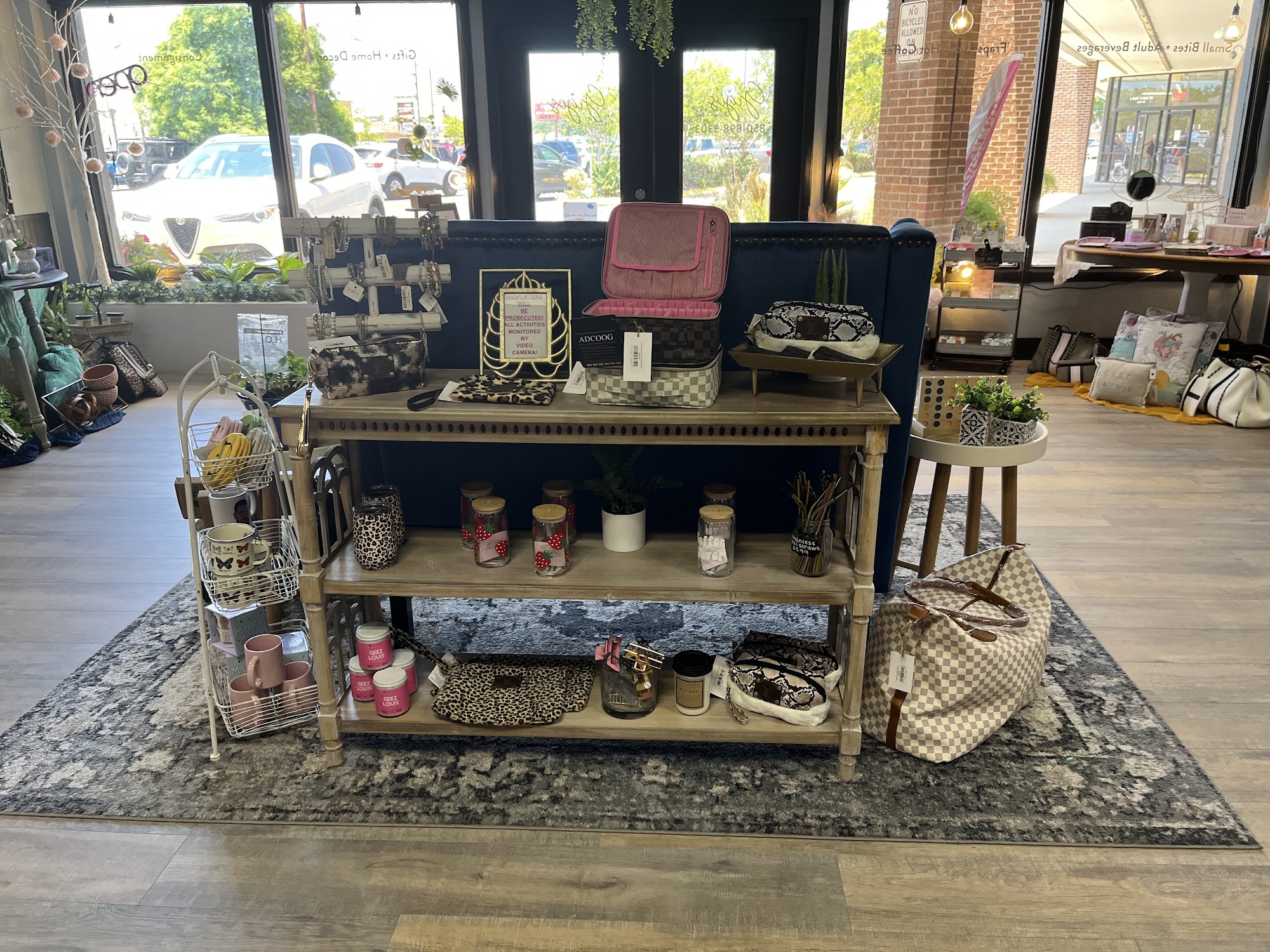 Gigi's Boutique & Eats