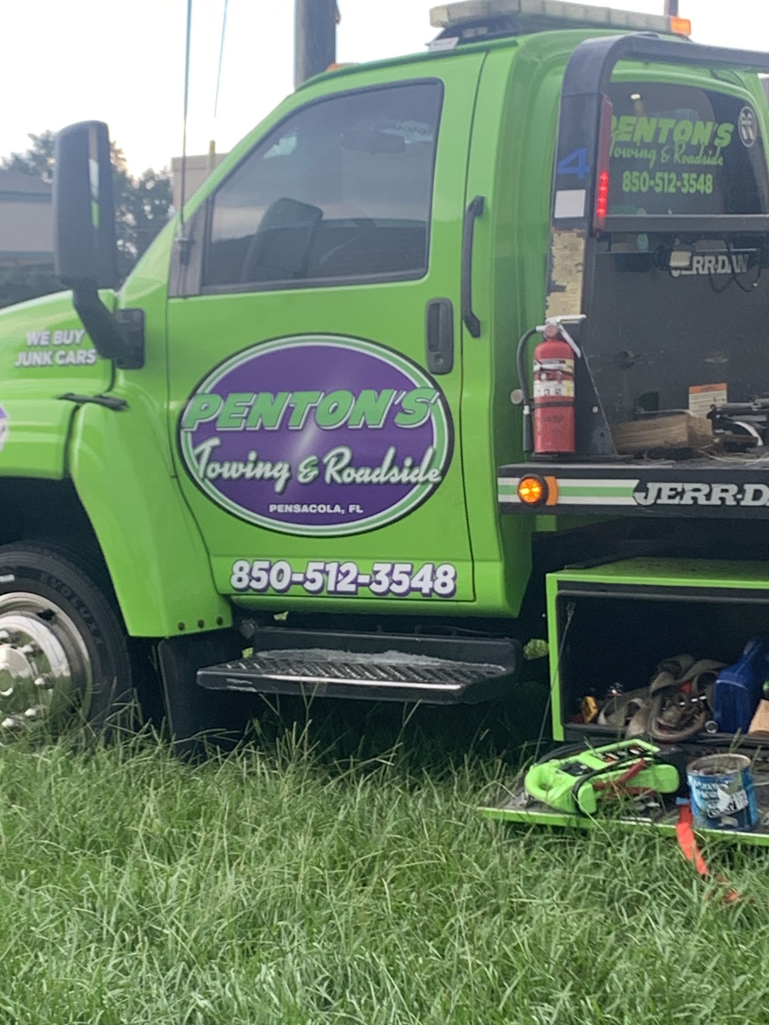 Penton's Towing And Roadside