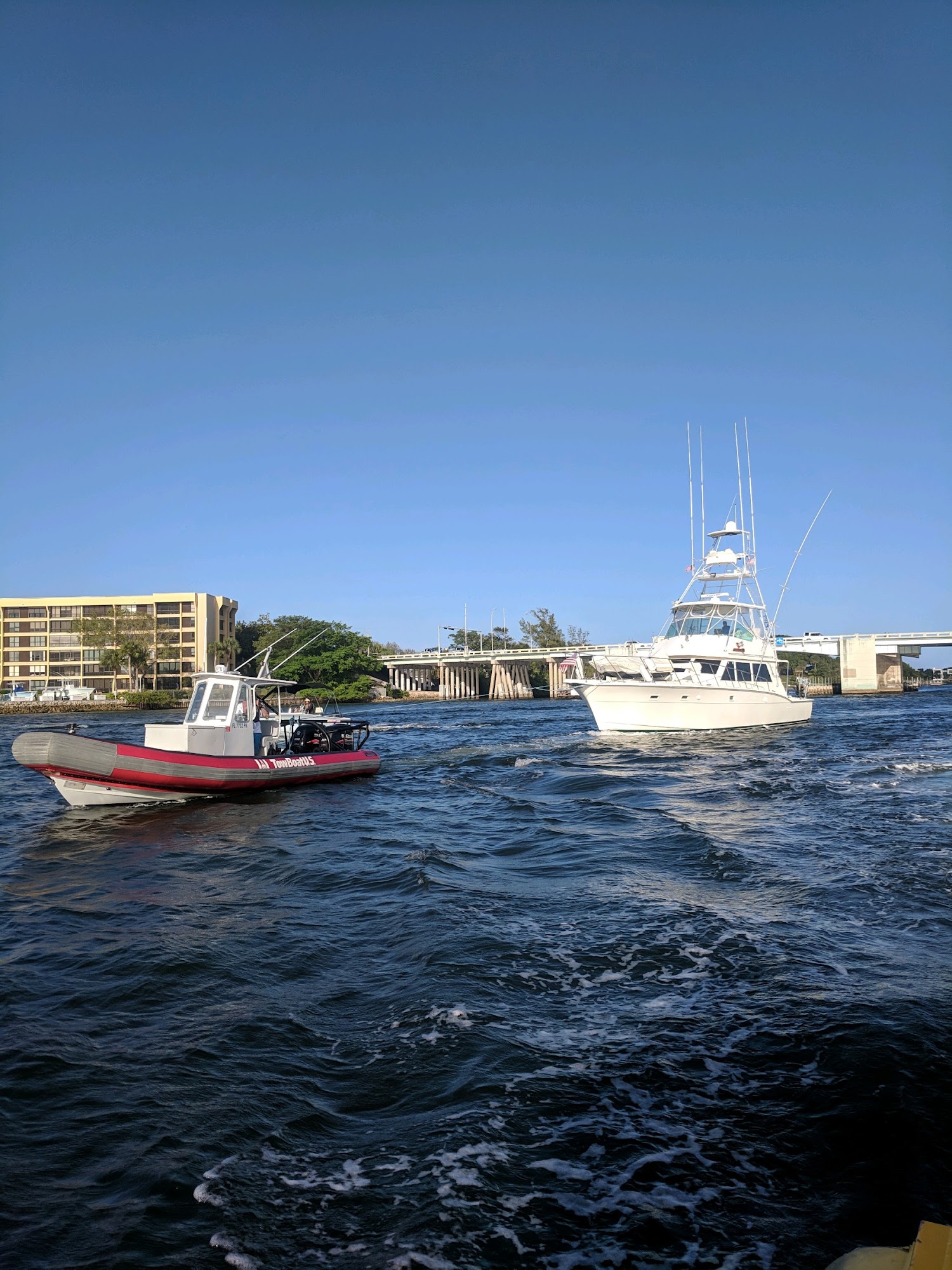 TowBoat US