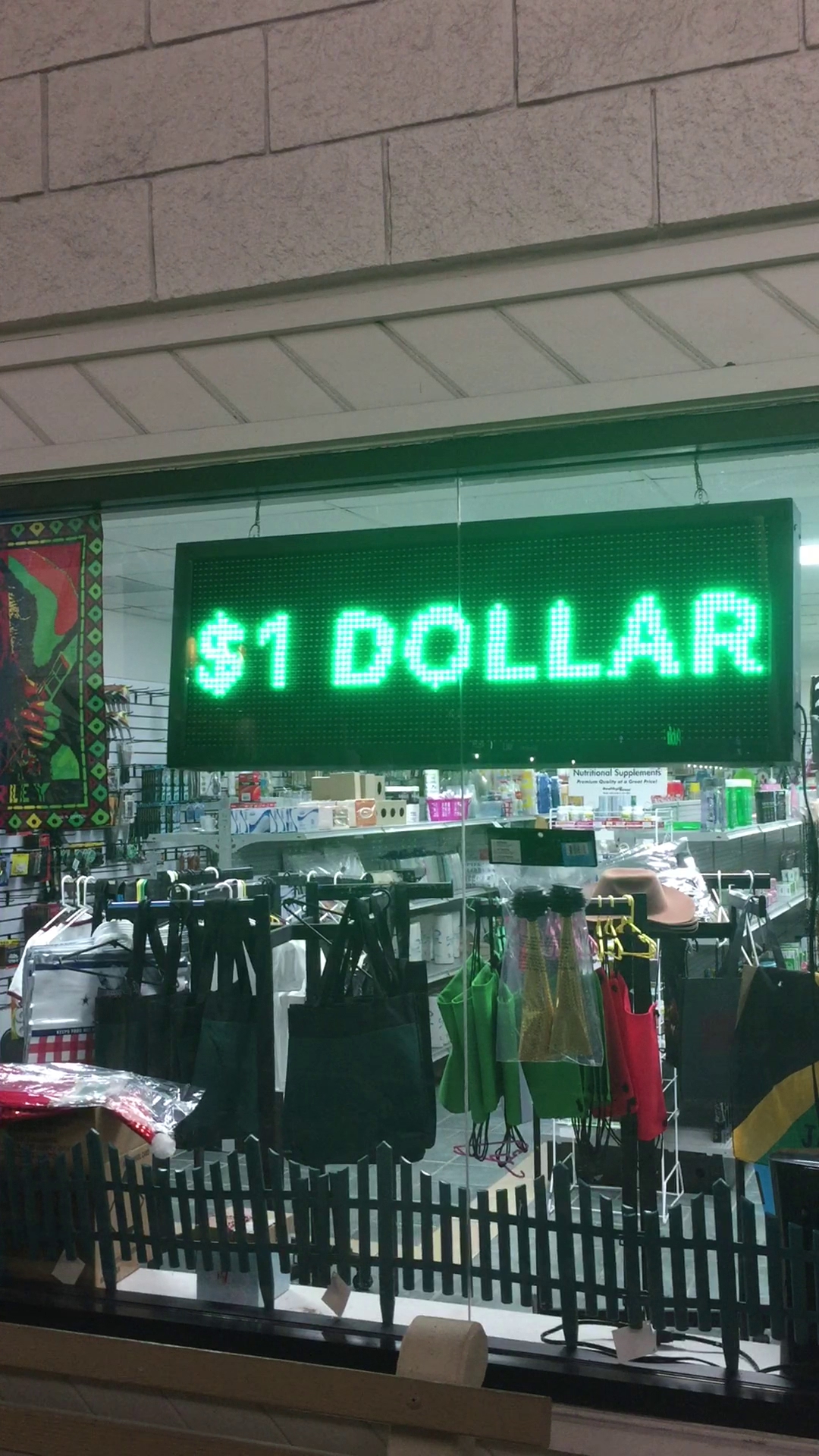 DOLLAR STORE ( At Sarasota Commons Plaza )