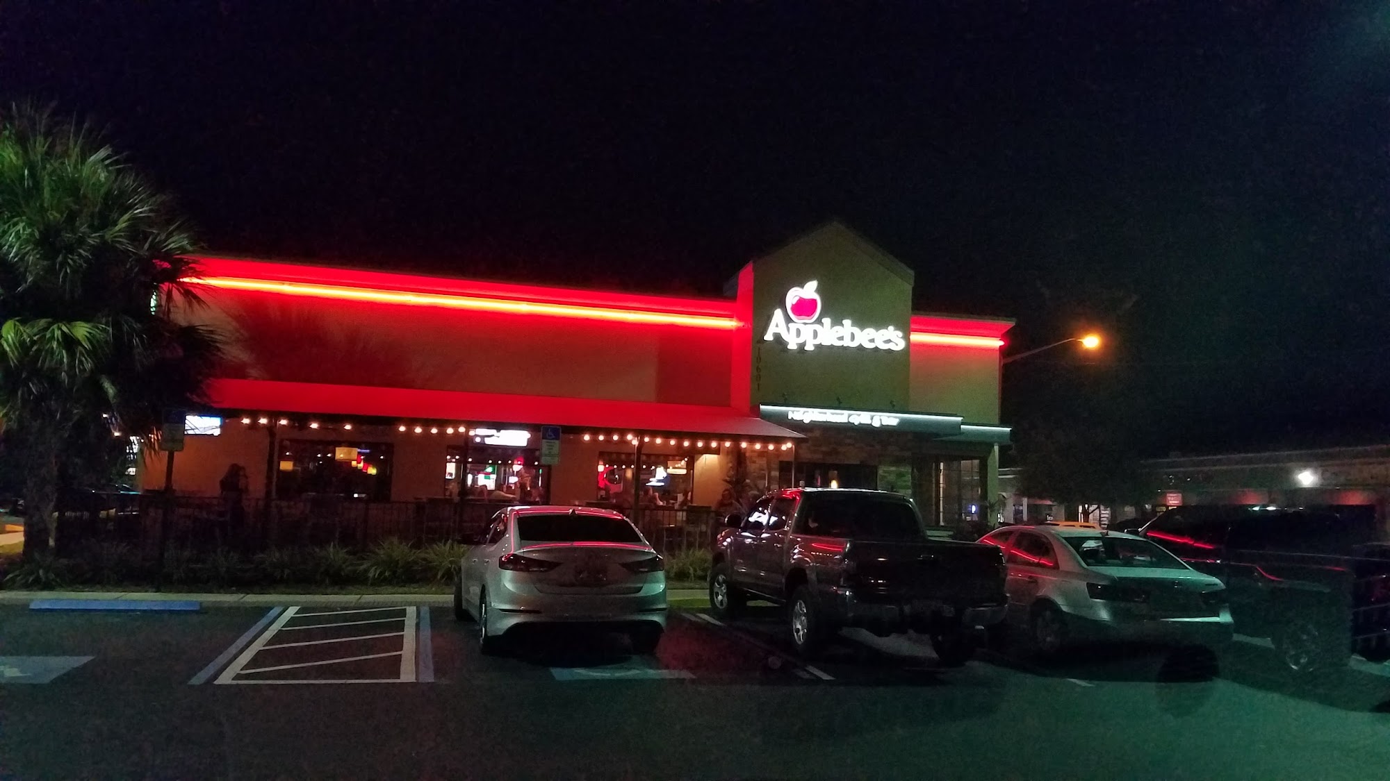 Applebee's Grill + Bar