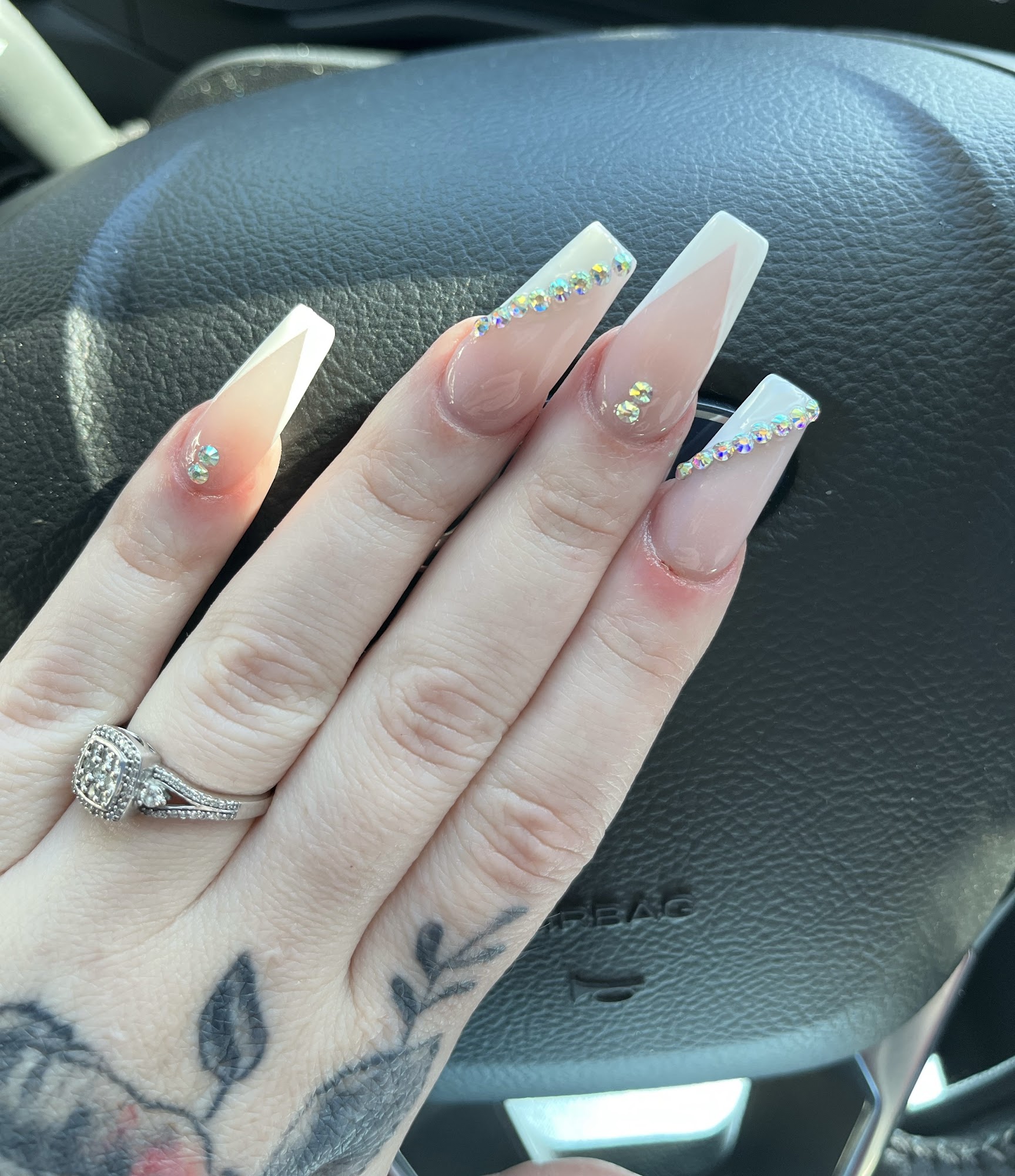 Precious Nails and Beauty