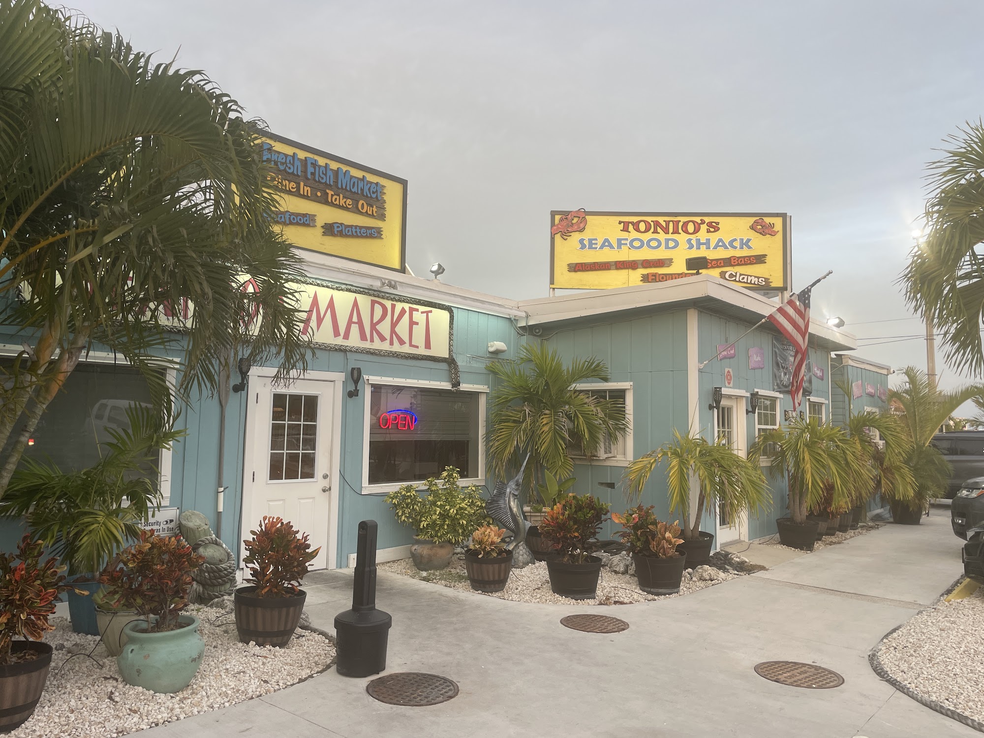 Tonio's Seafood Shack & Tiki Bar