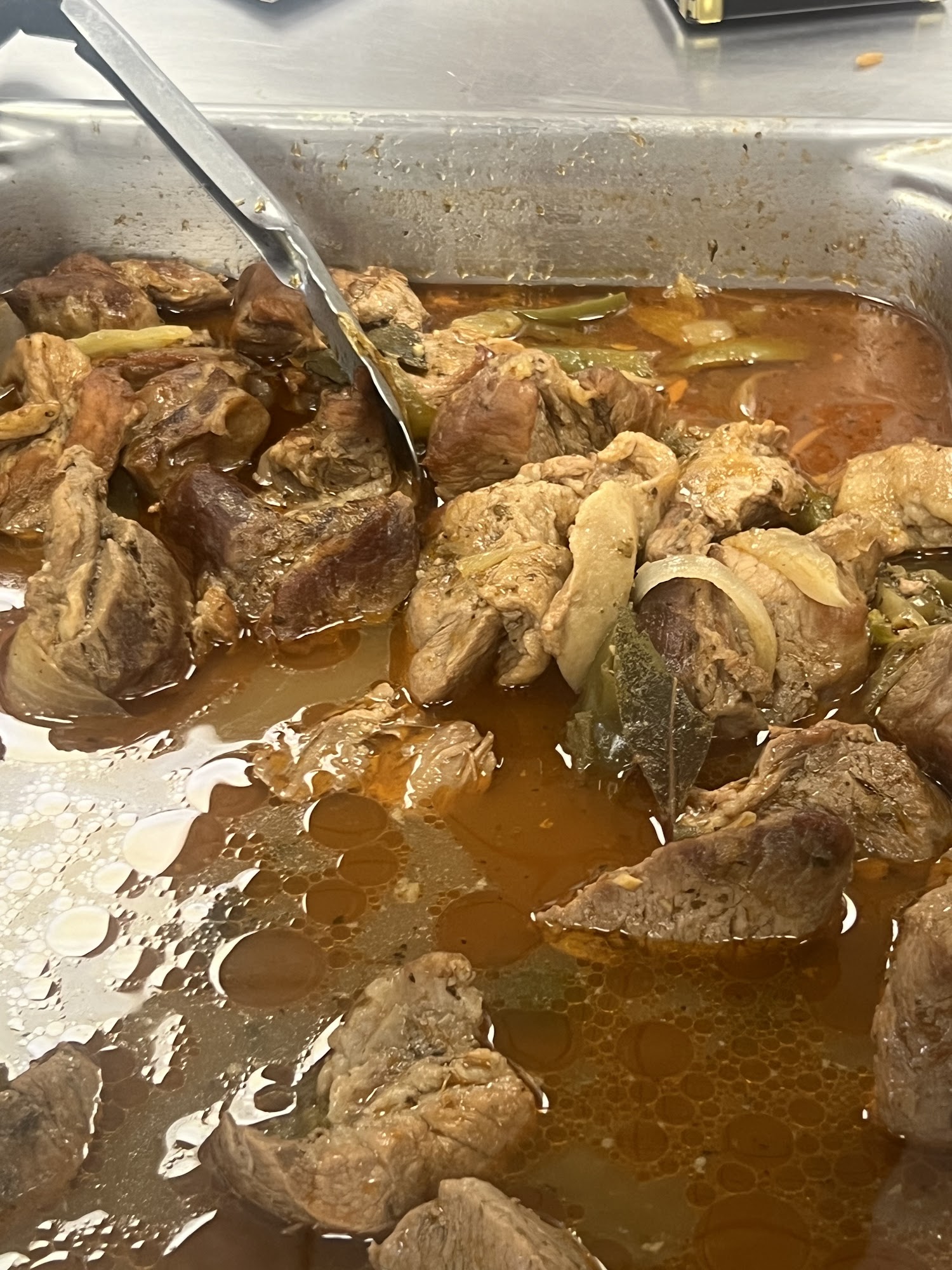 Cuban food cefeteria inside gas station