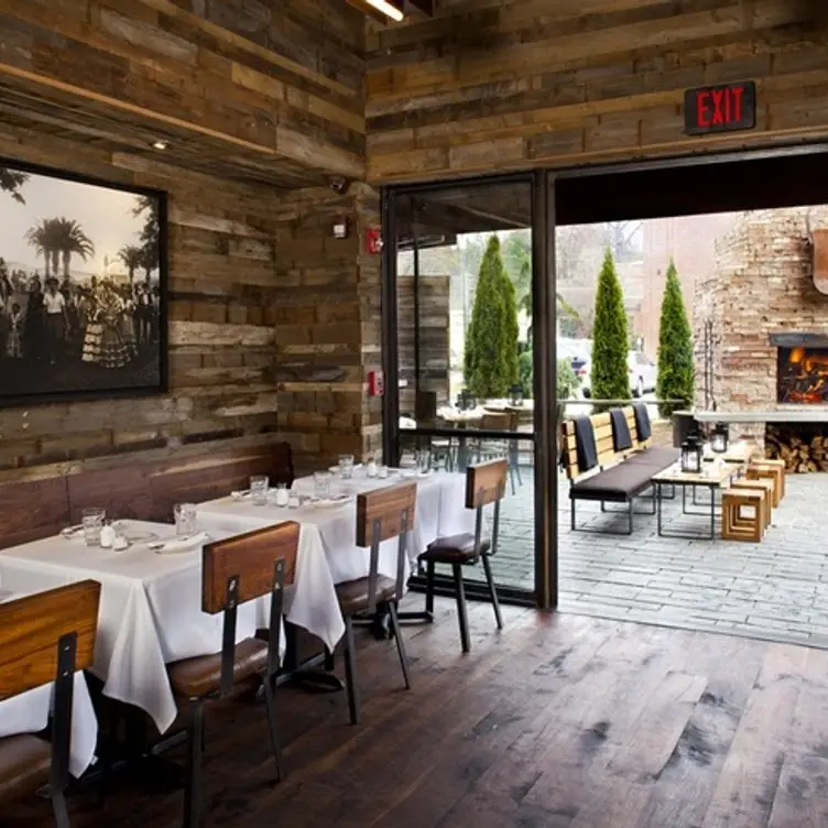 Photo credit: opentable