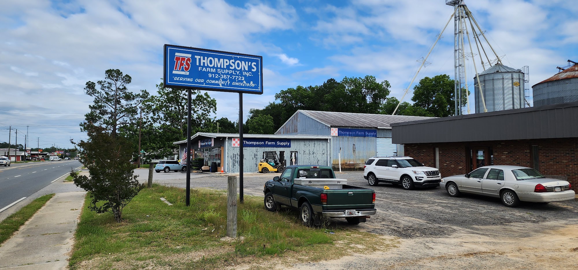 Thompson's Farm Supply