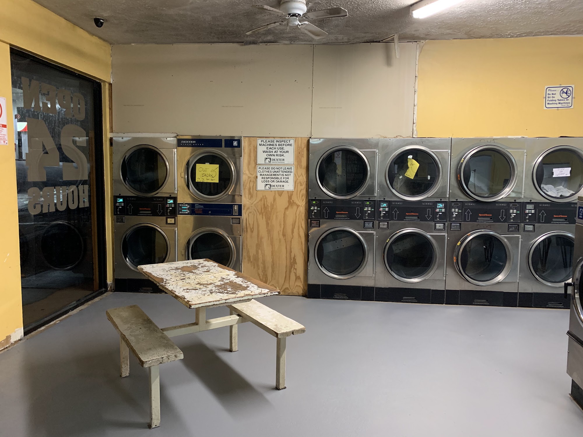 H & H Coin Laundry