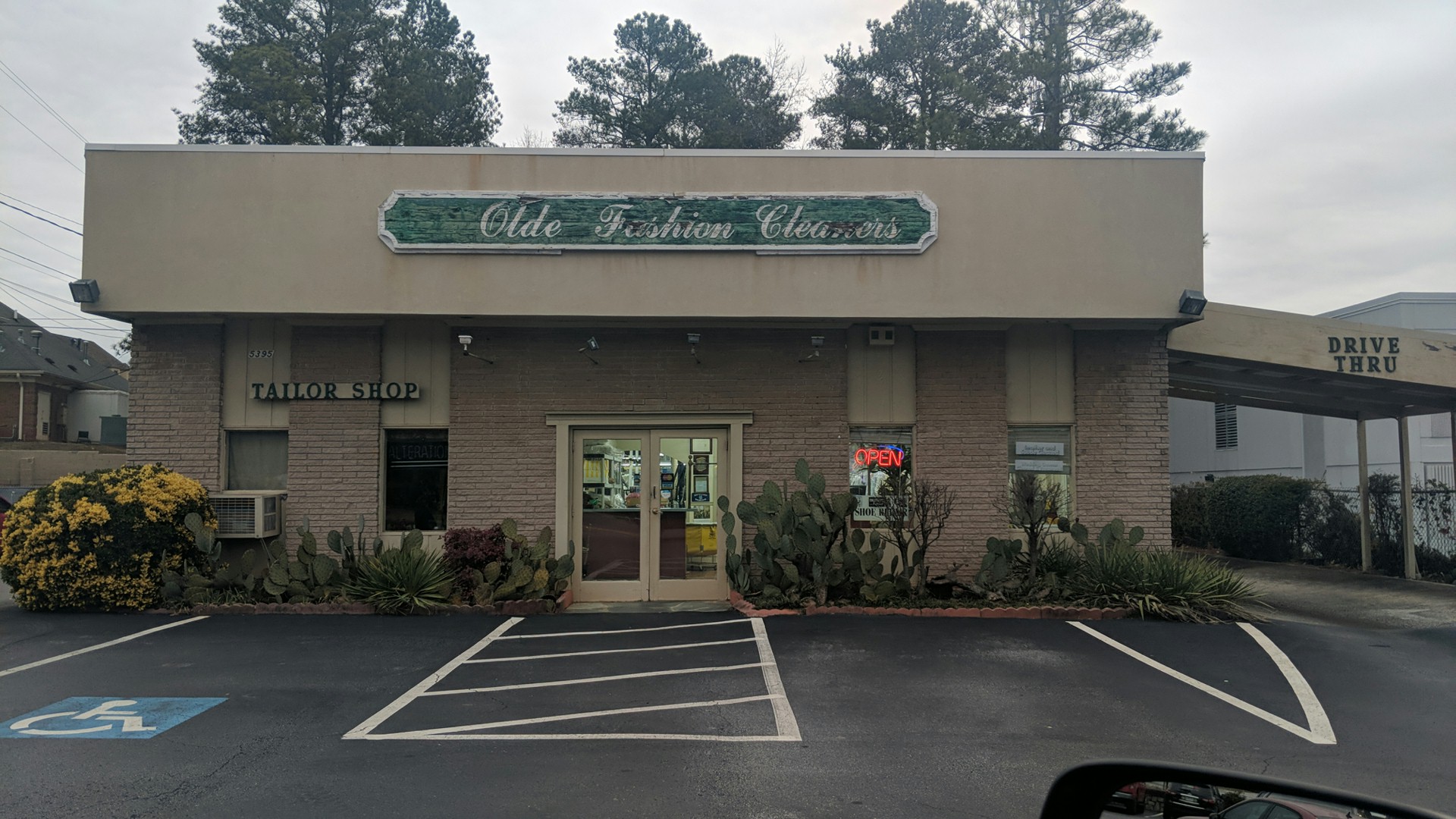 Olde Fashion Dry Cleaners Of Dunwoody
