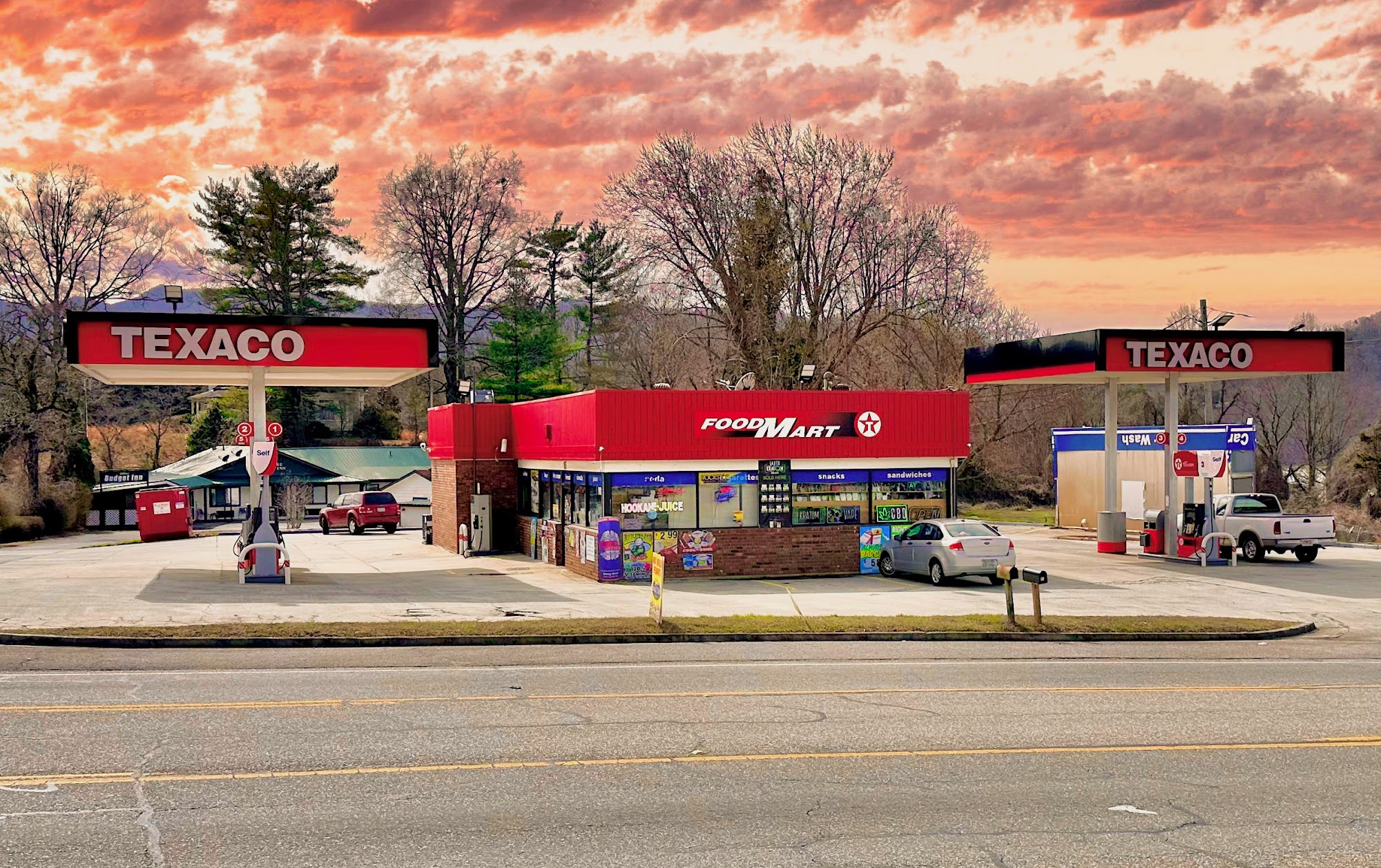 Hiawassee Food Mart