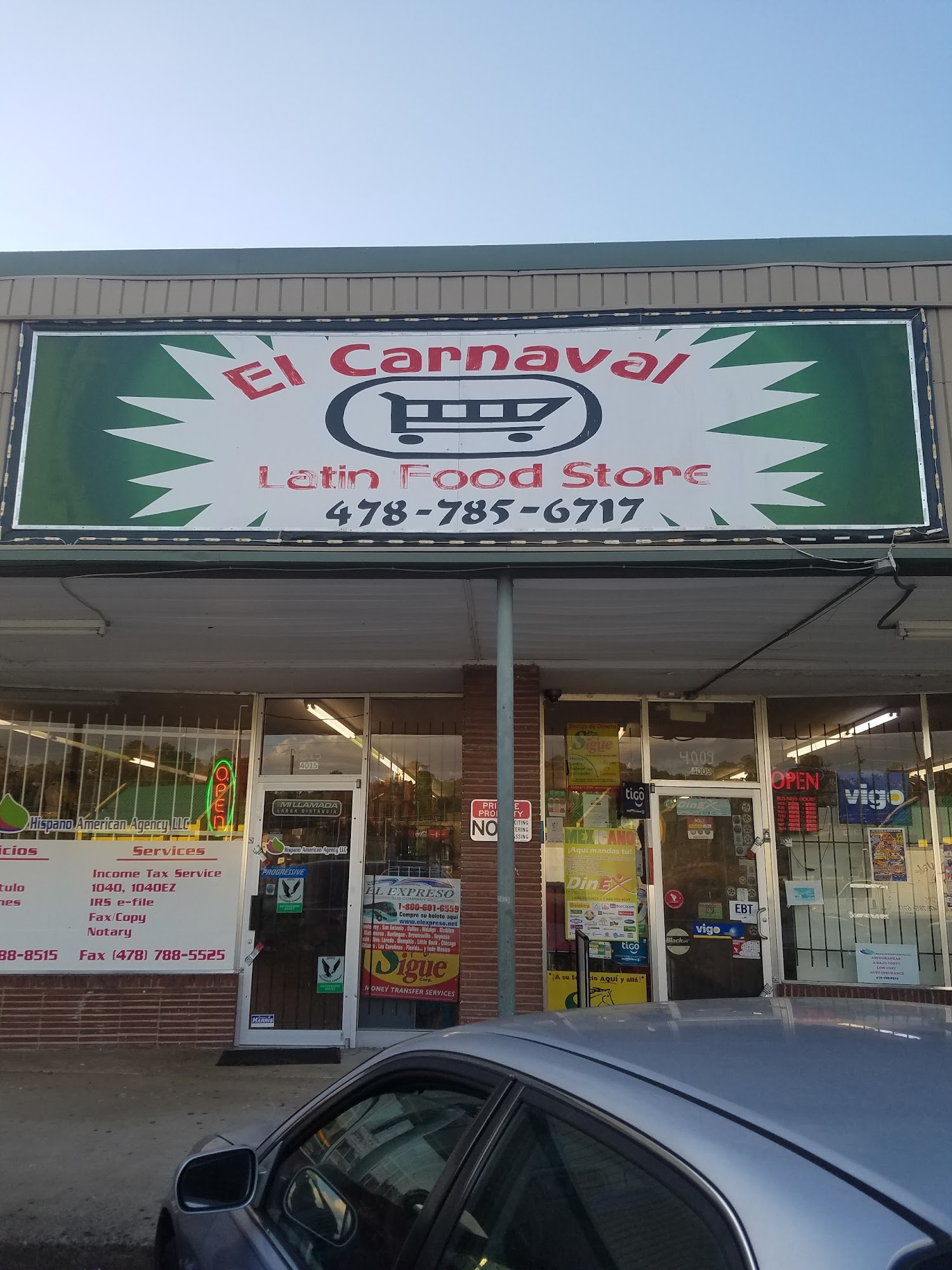 El Carnaval Latin Food Store